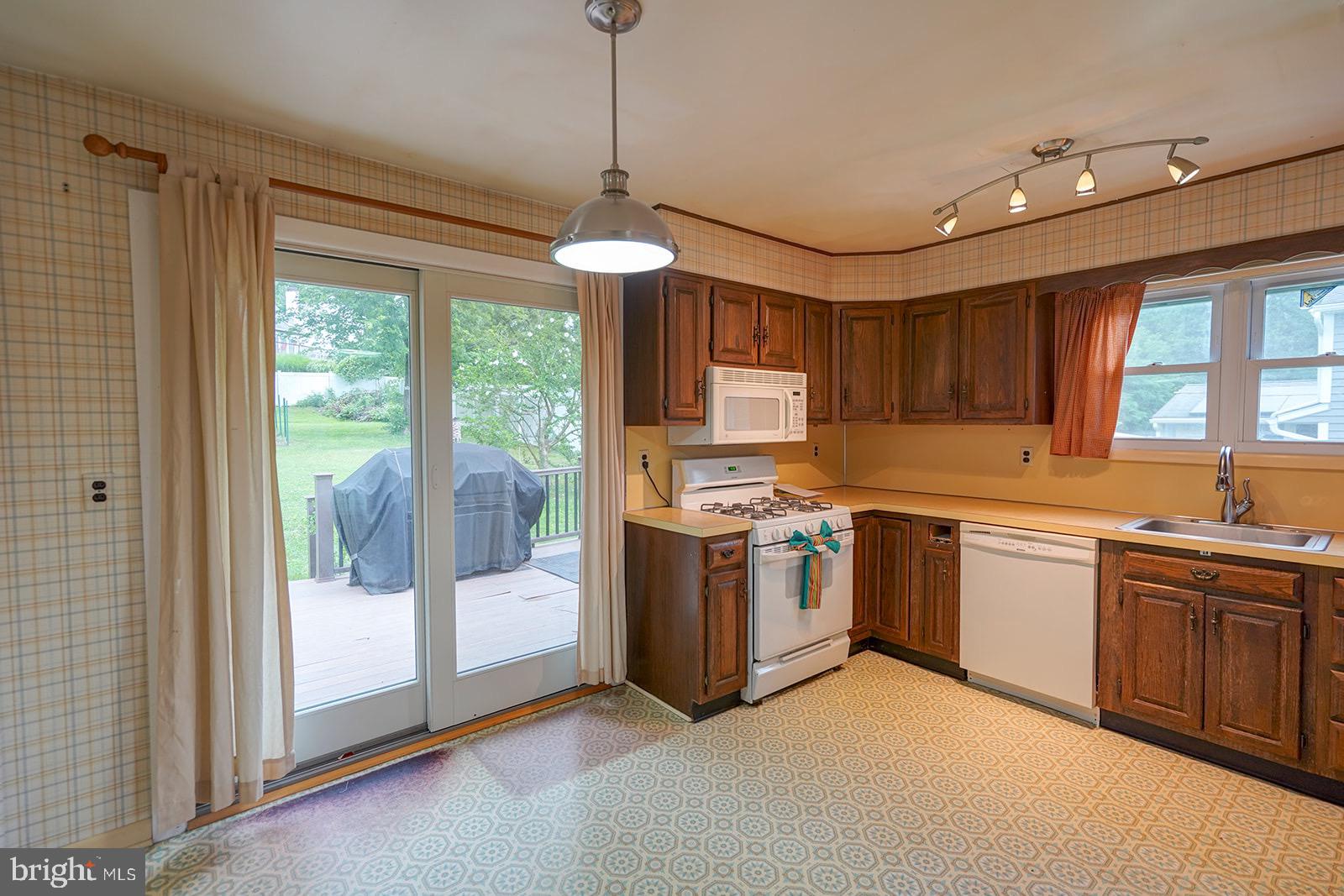 BRANDYWINE CHASE - Residential