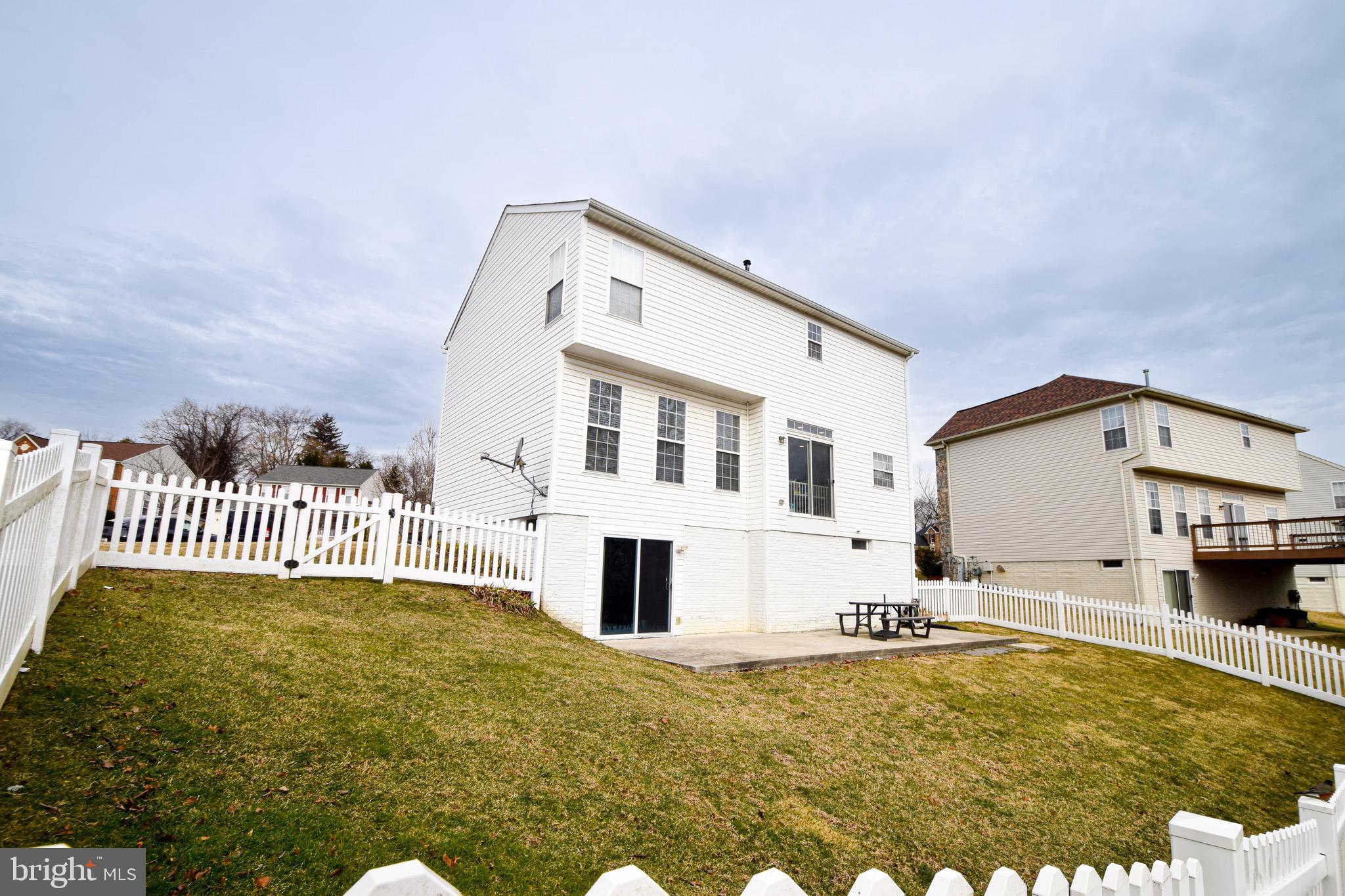 WHITE MARSH - Residential