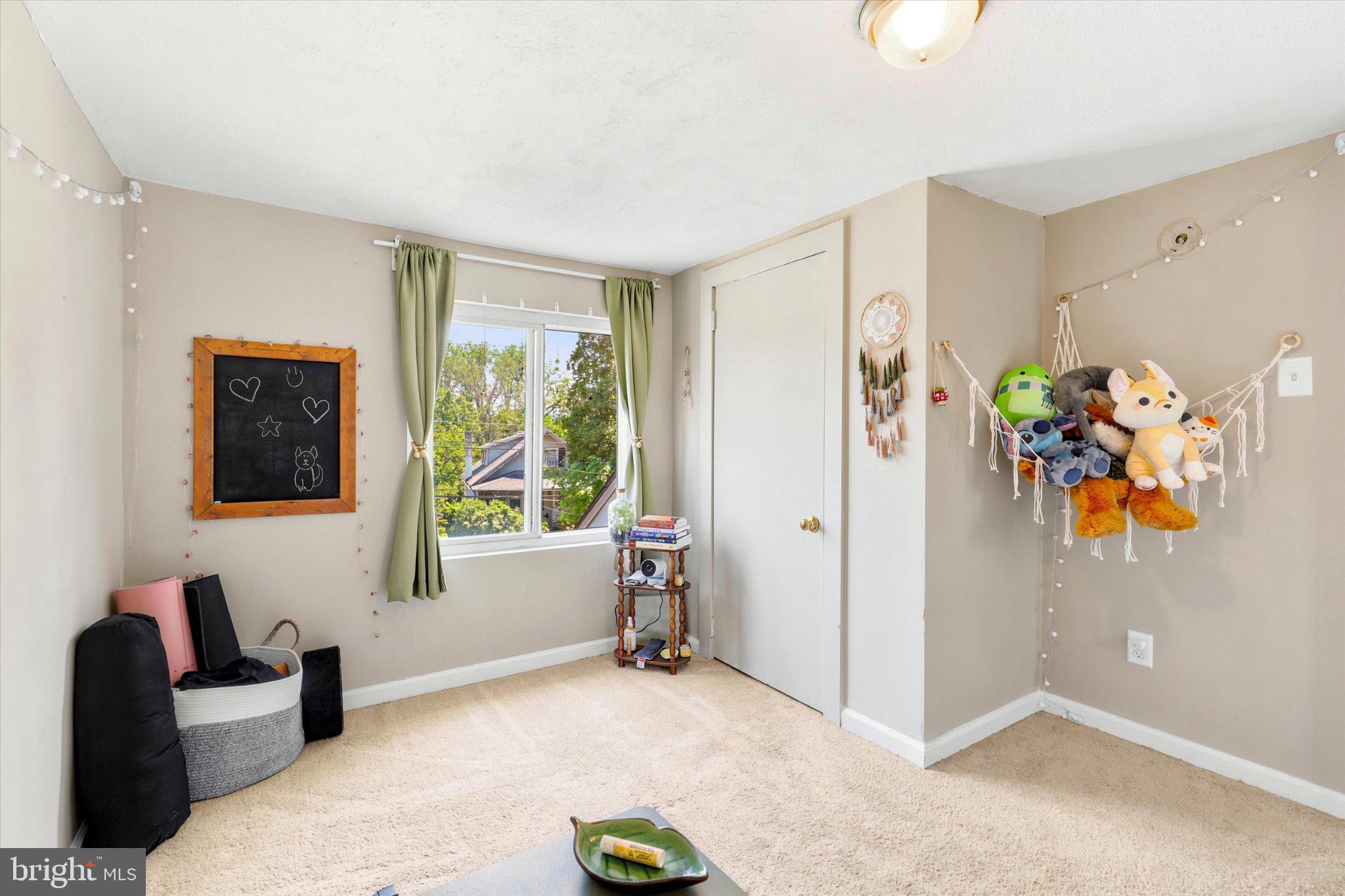 NORRITON EAST - Residential