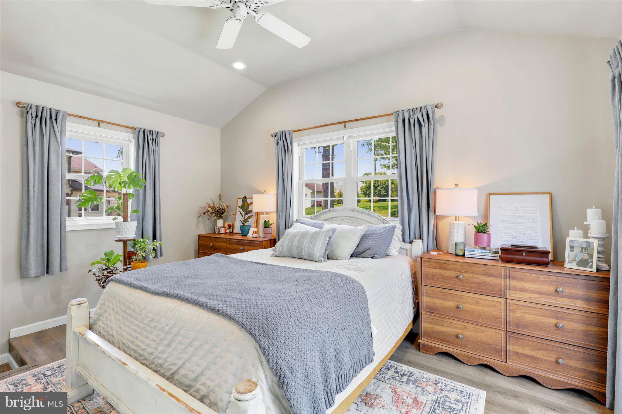 NORRITON EAST - Residential