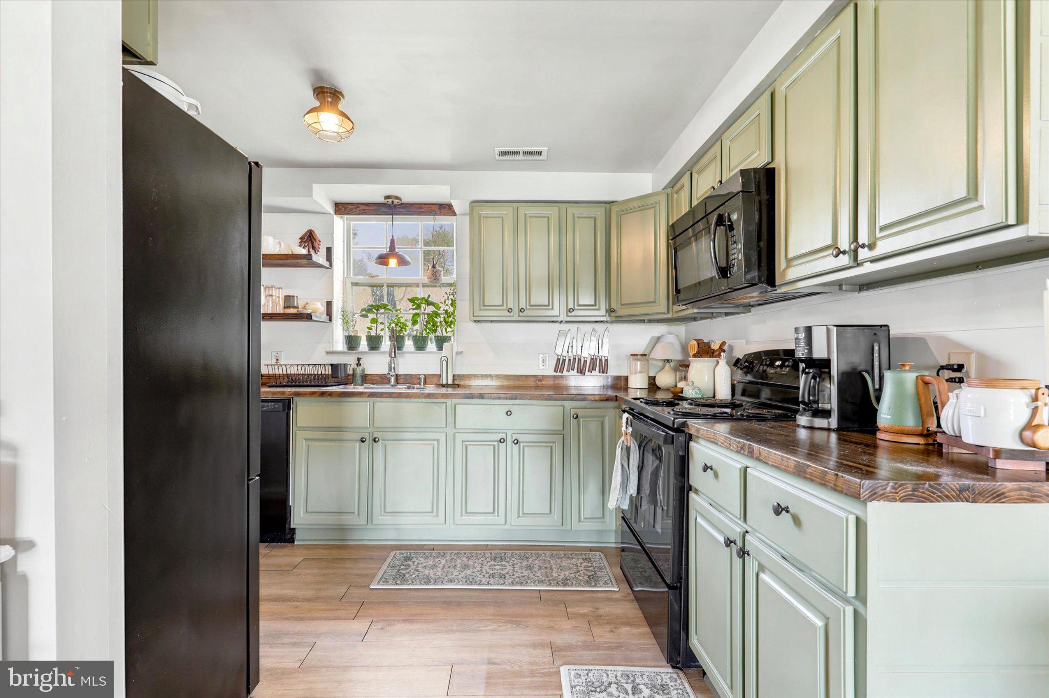 NORRITON EAST - Residential