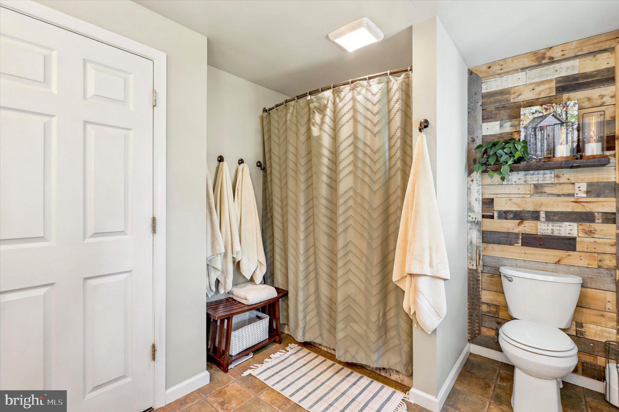 NORRITON EAST - Residential