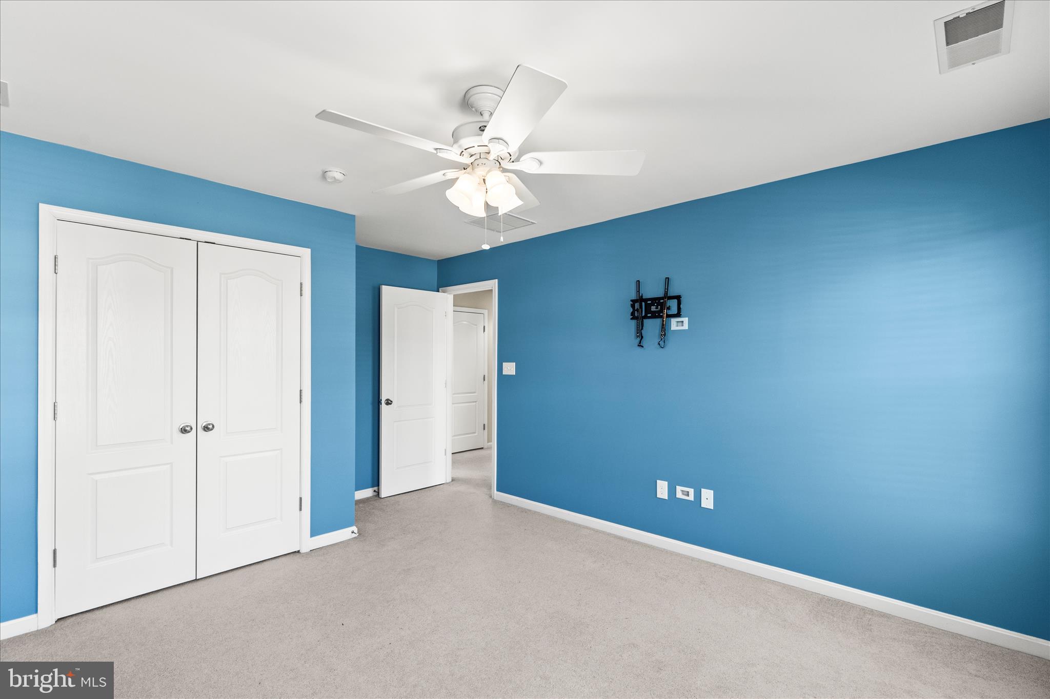 RUSSETT FARMS - Residential