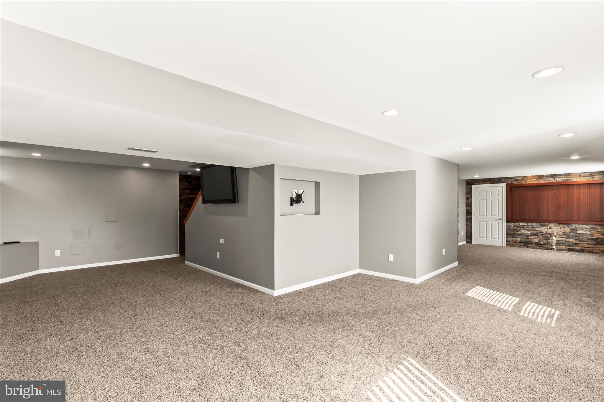 RUSSETT FARMS - Residential