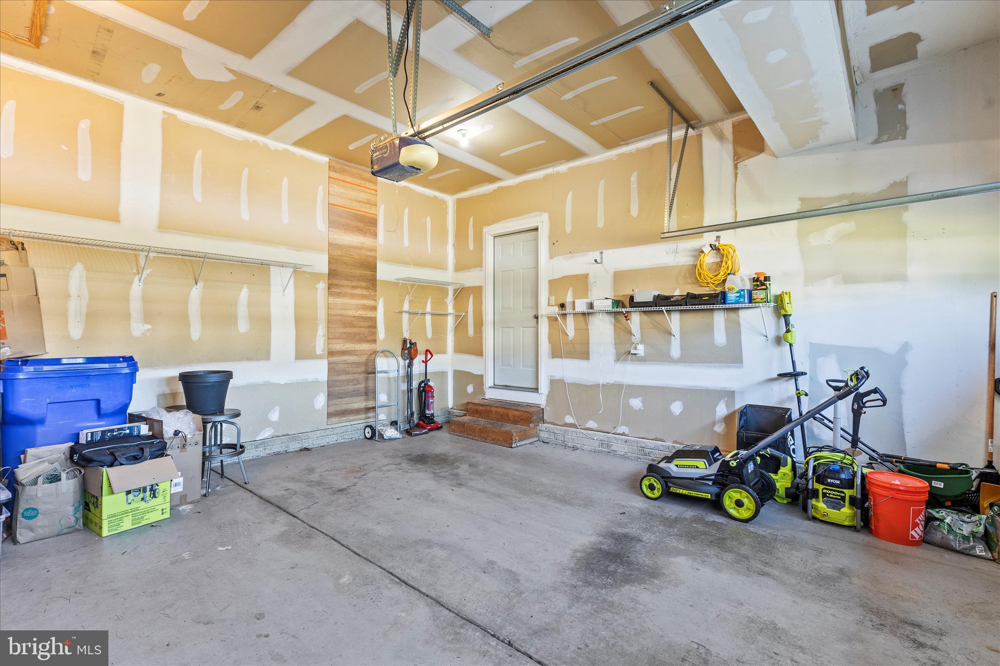 RUSSETT FARMS - Residential
