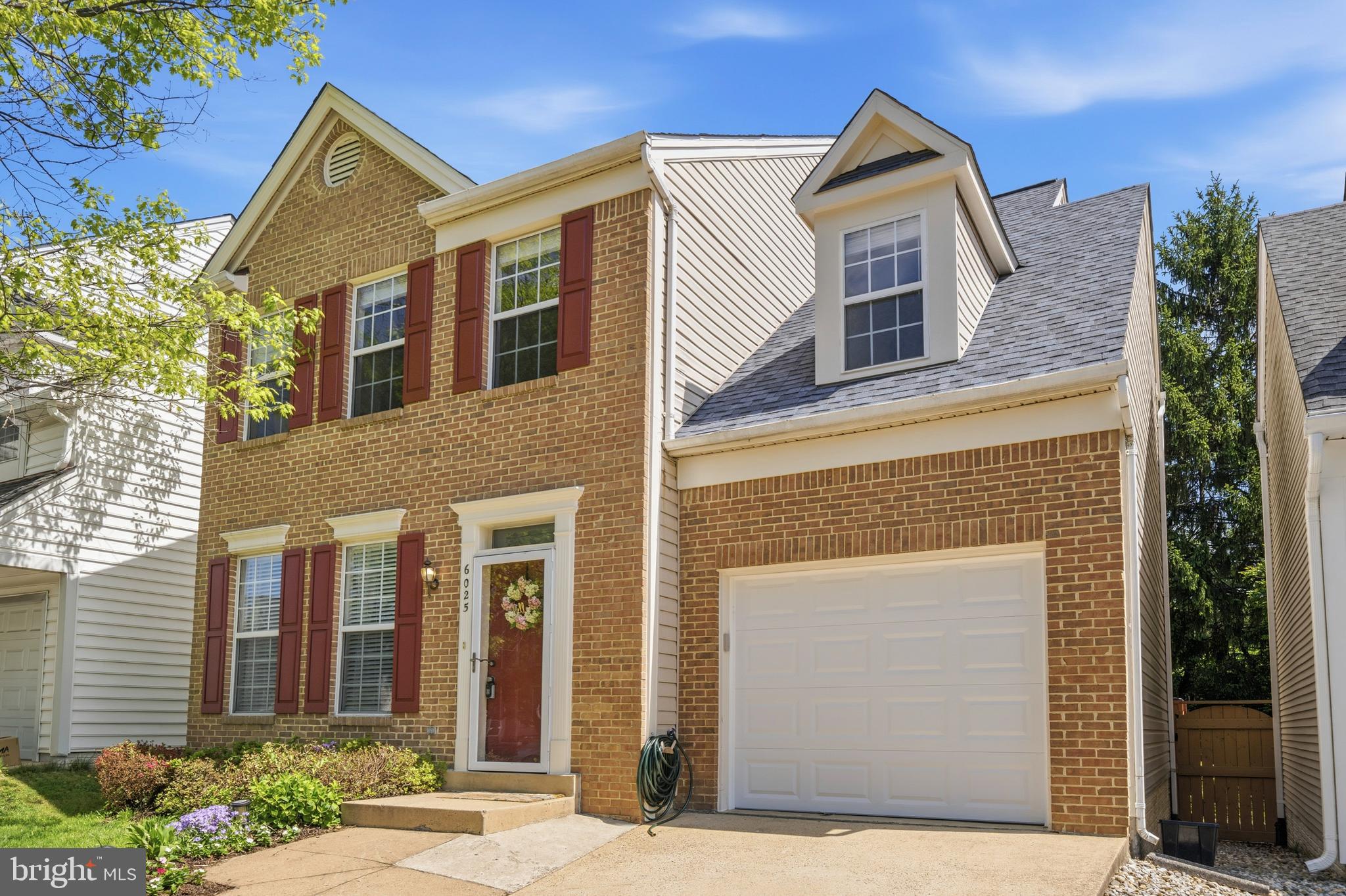 CENTRE RIDGE - Residential