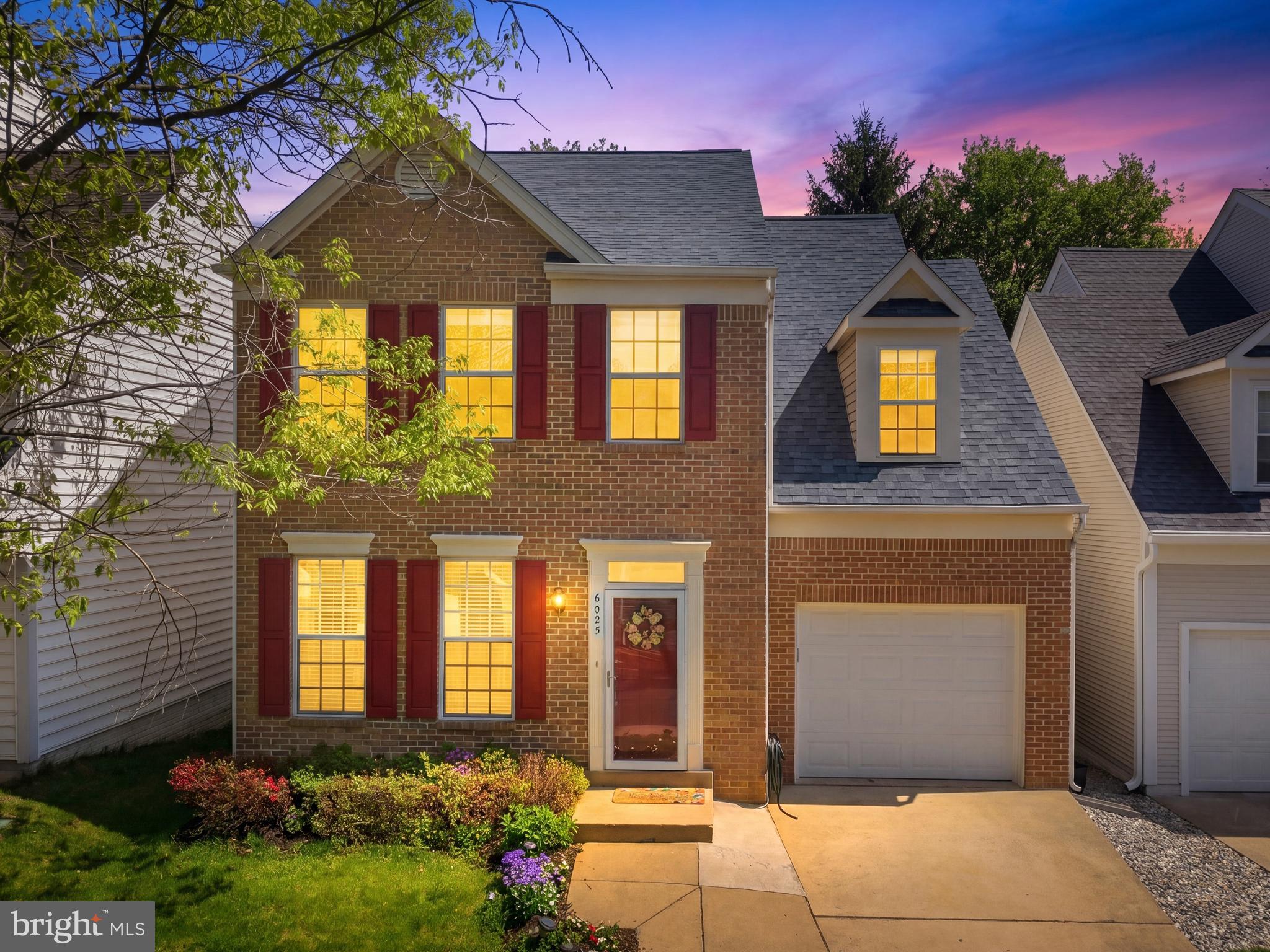 CENTRE RIDGE - Residential