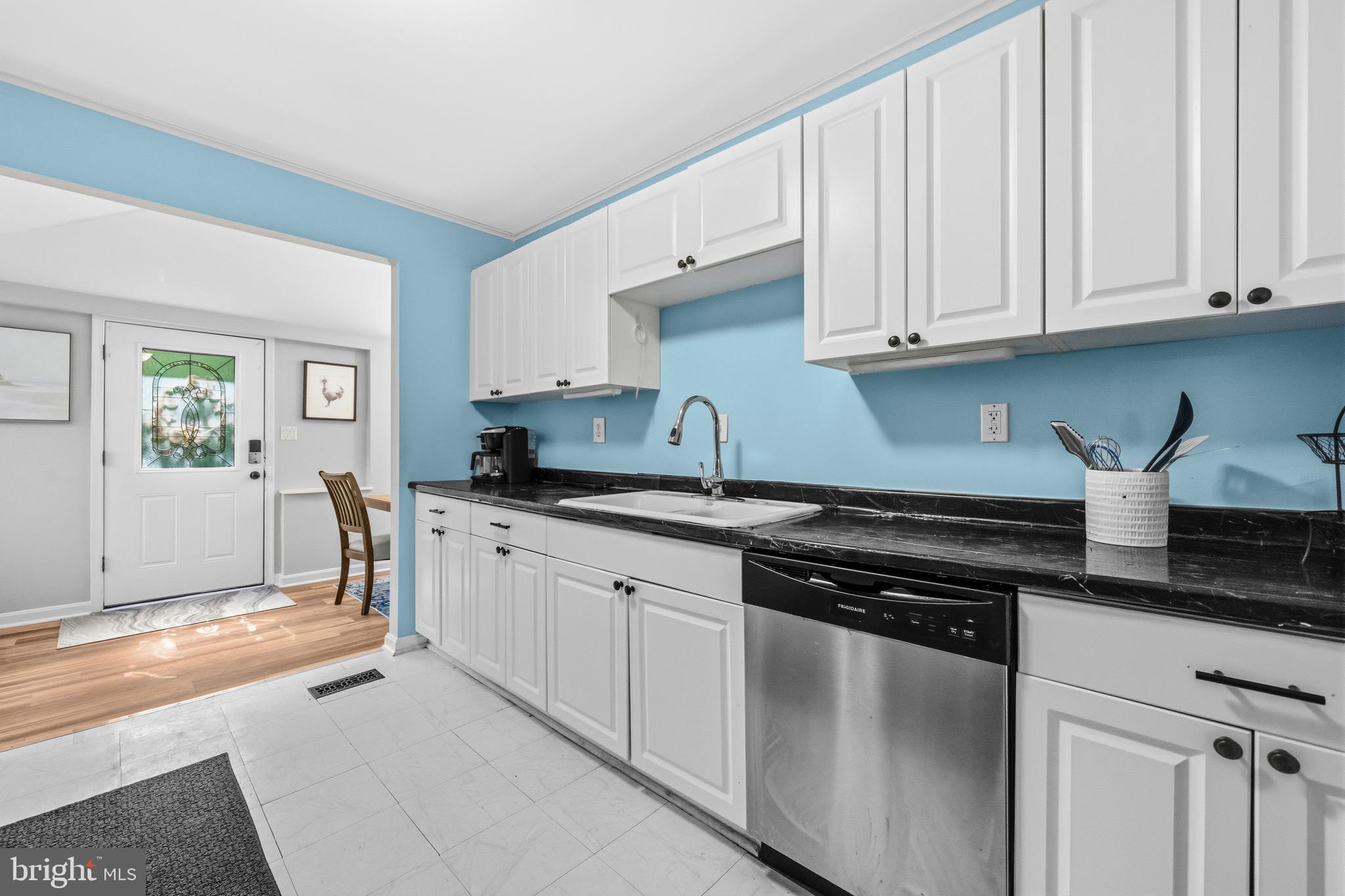 AVALON SHORES - Residential