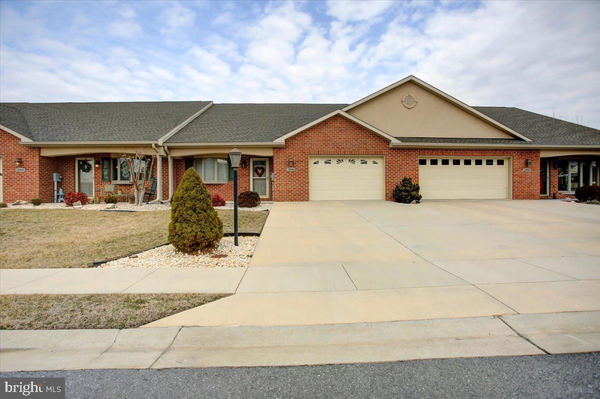 LONG MEADOW - Residential