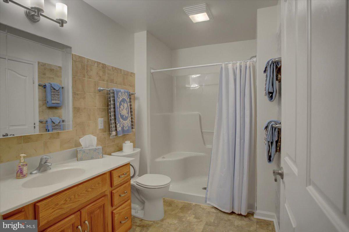 LONG MEADOW - Residential