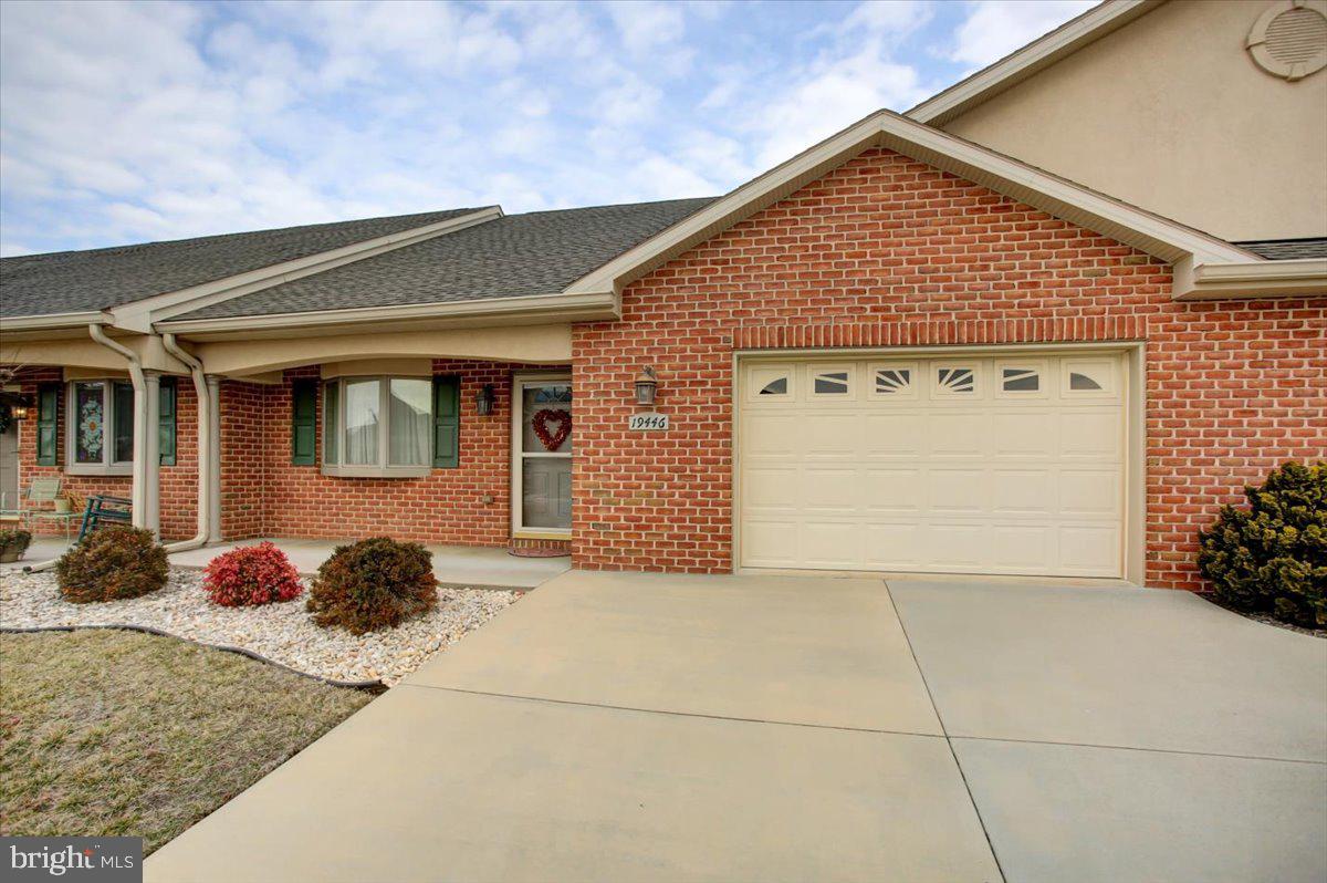 LONG MEADOW - Residential