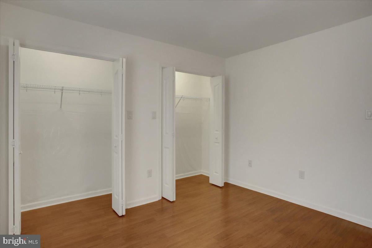 LONG MEADOW - Residential