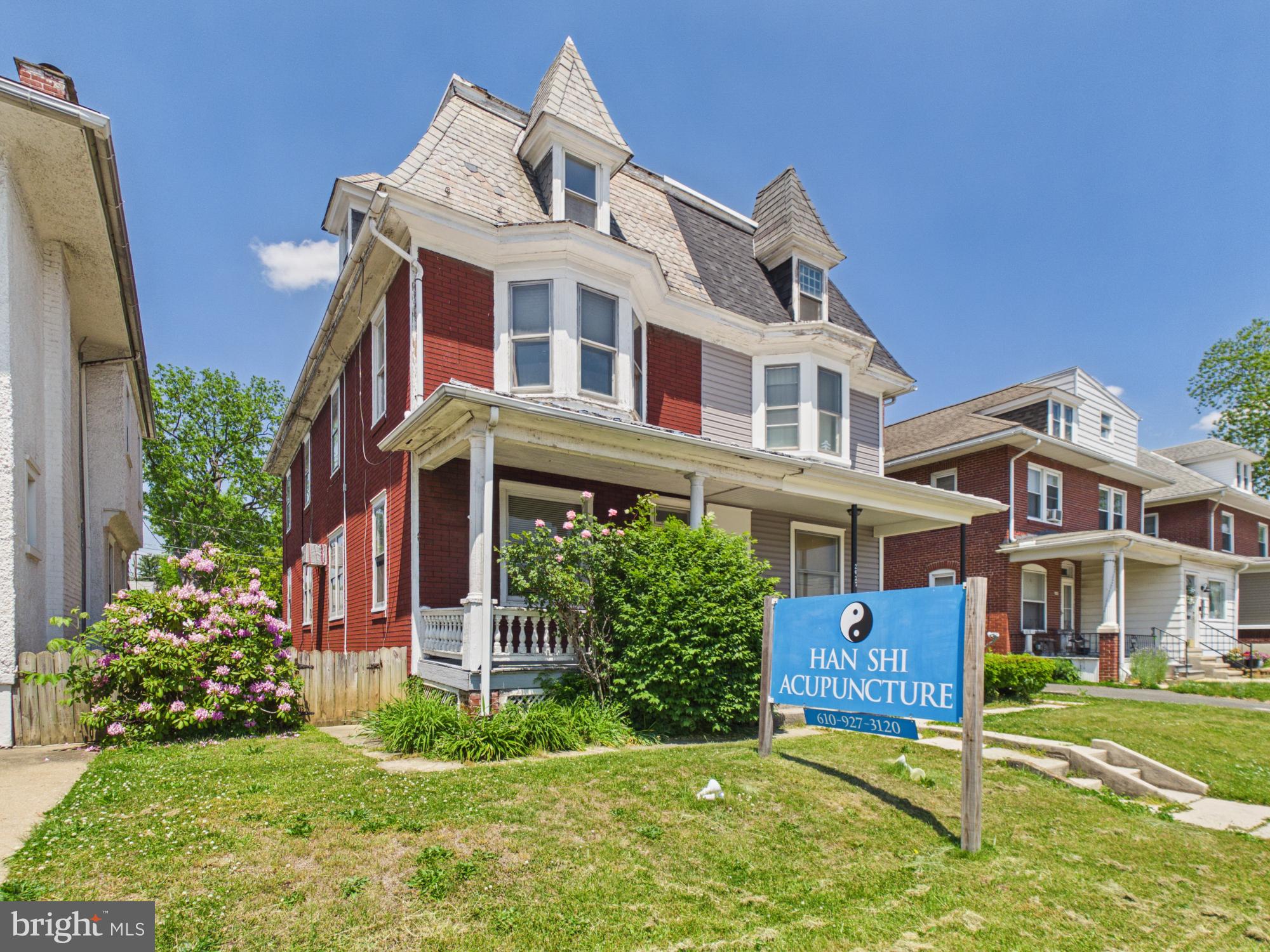 WEST LAWN - Commercial Sale
