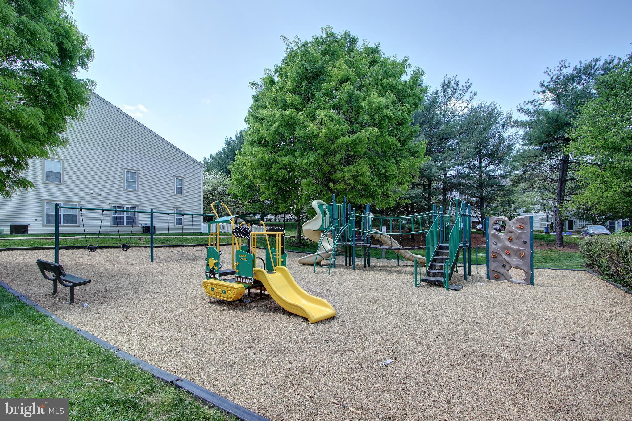 WOODFIELD AT MANCHESTER - Residential