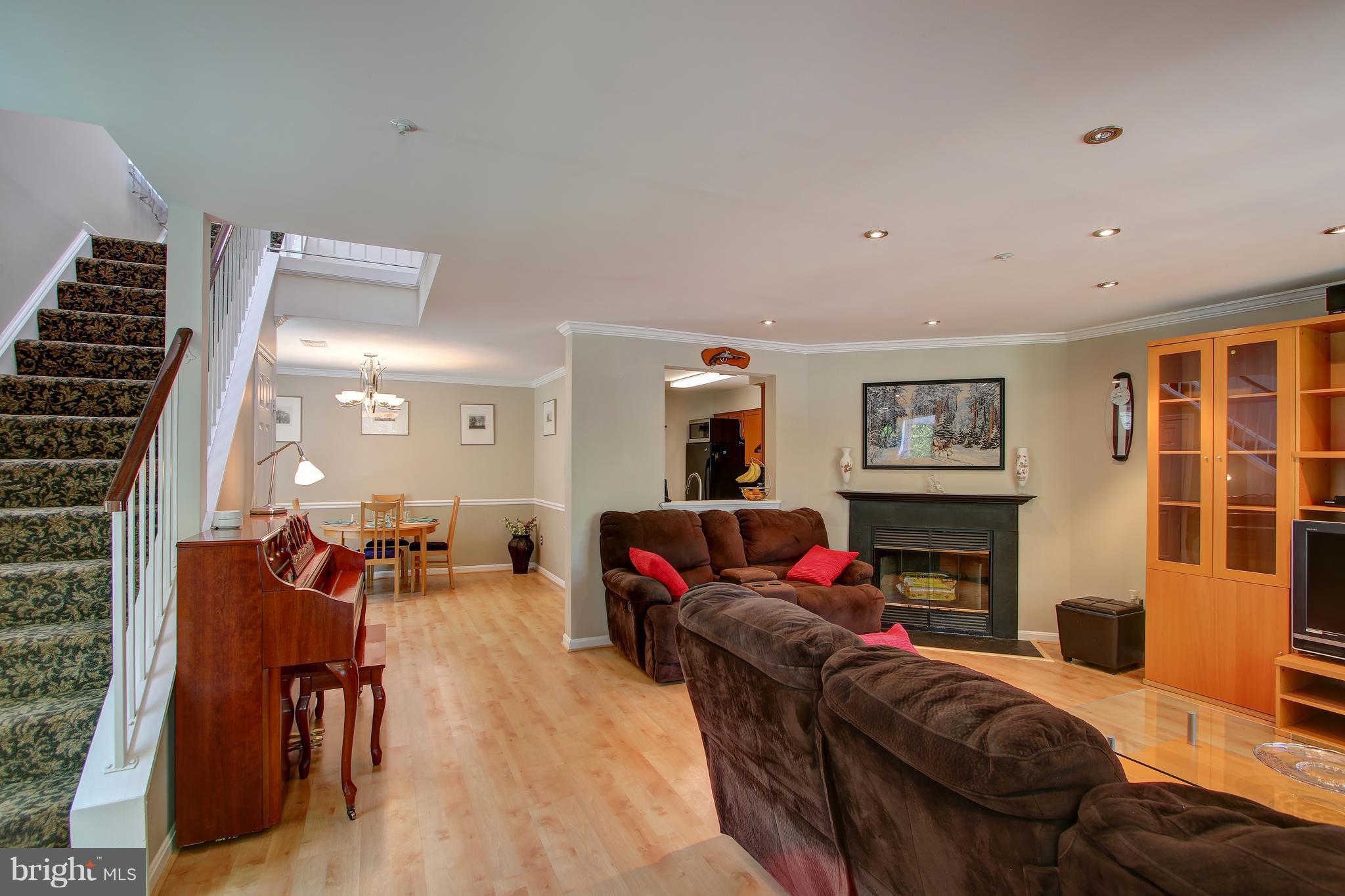 WOODFIELD AT MANCHESTER - Residential