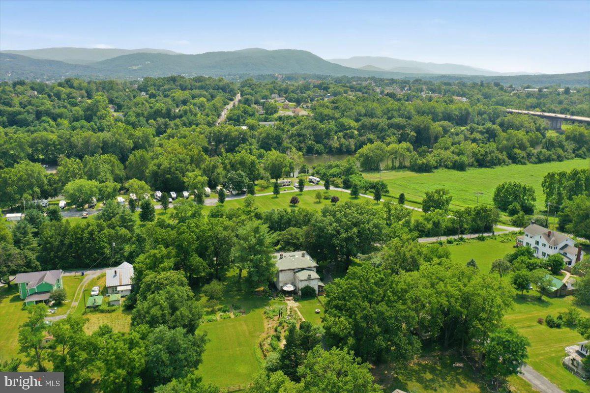 RIVERTON - Residential