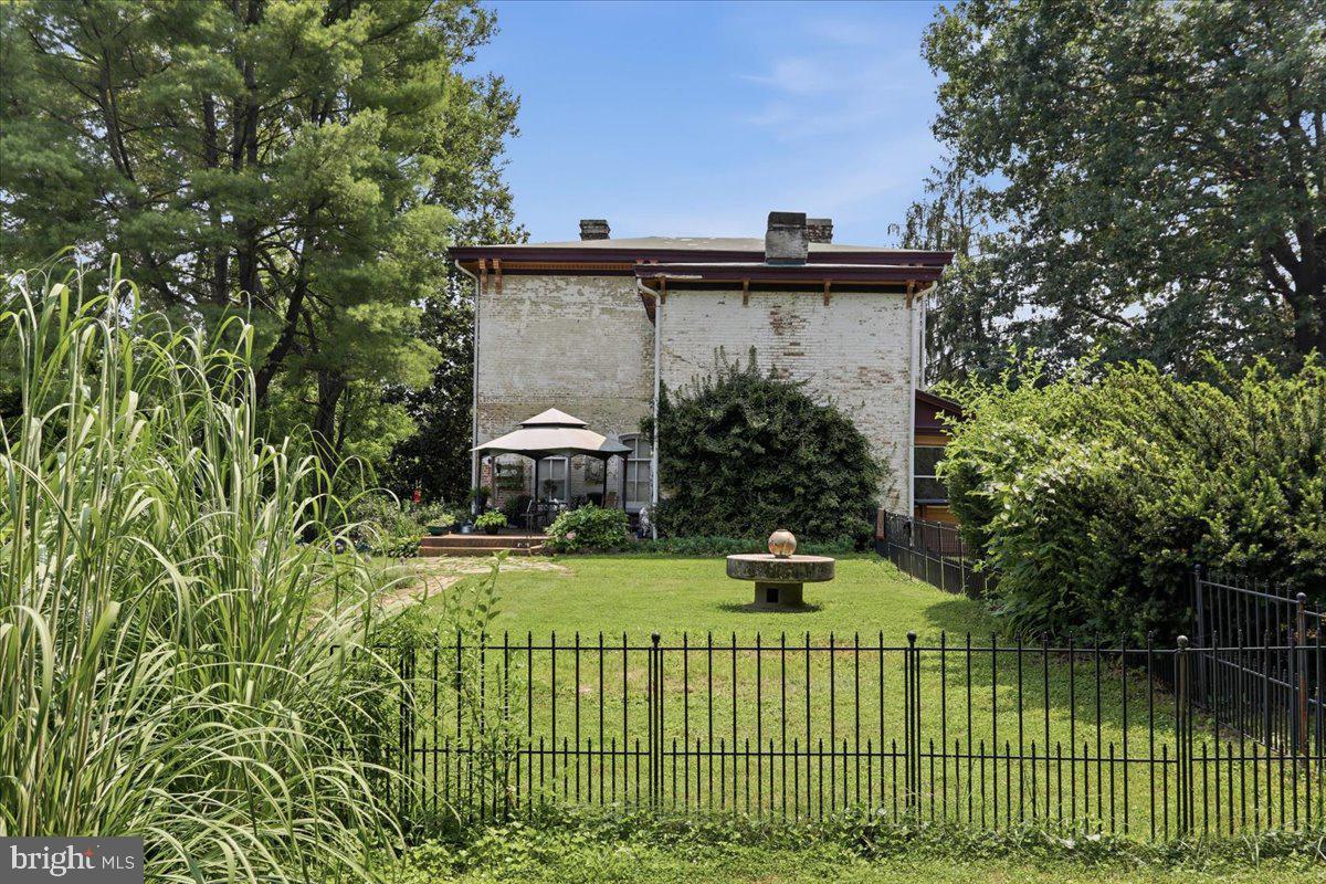 RIVERTON - Residential