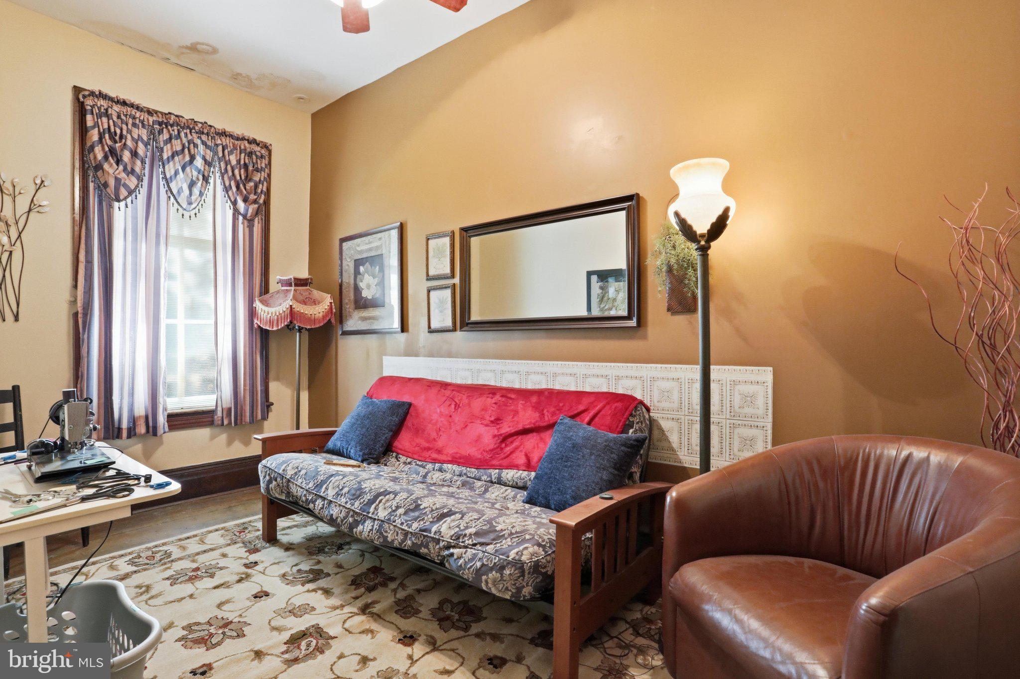 RIVERTON - Residential