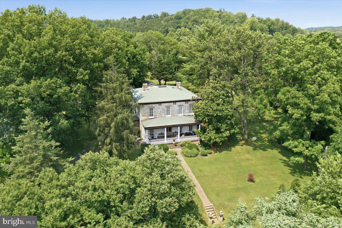 RIVERTON - Residential