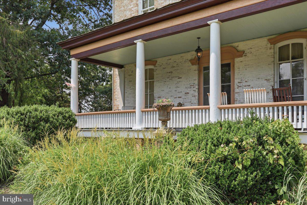 RIVERTON - Residential
