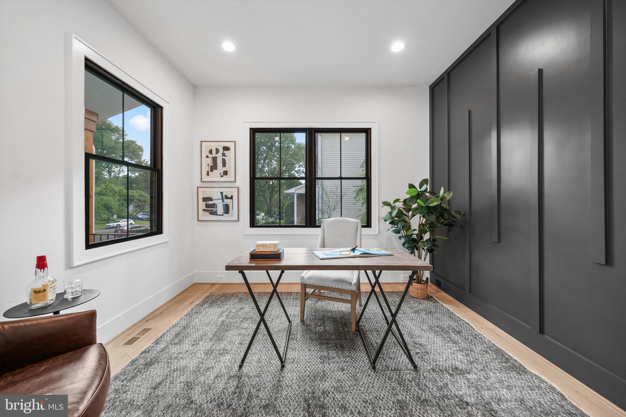 OAKWOOD - Residential