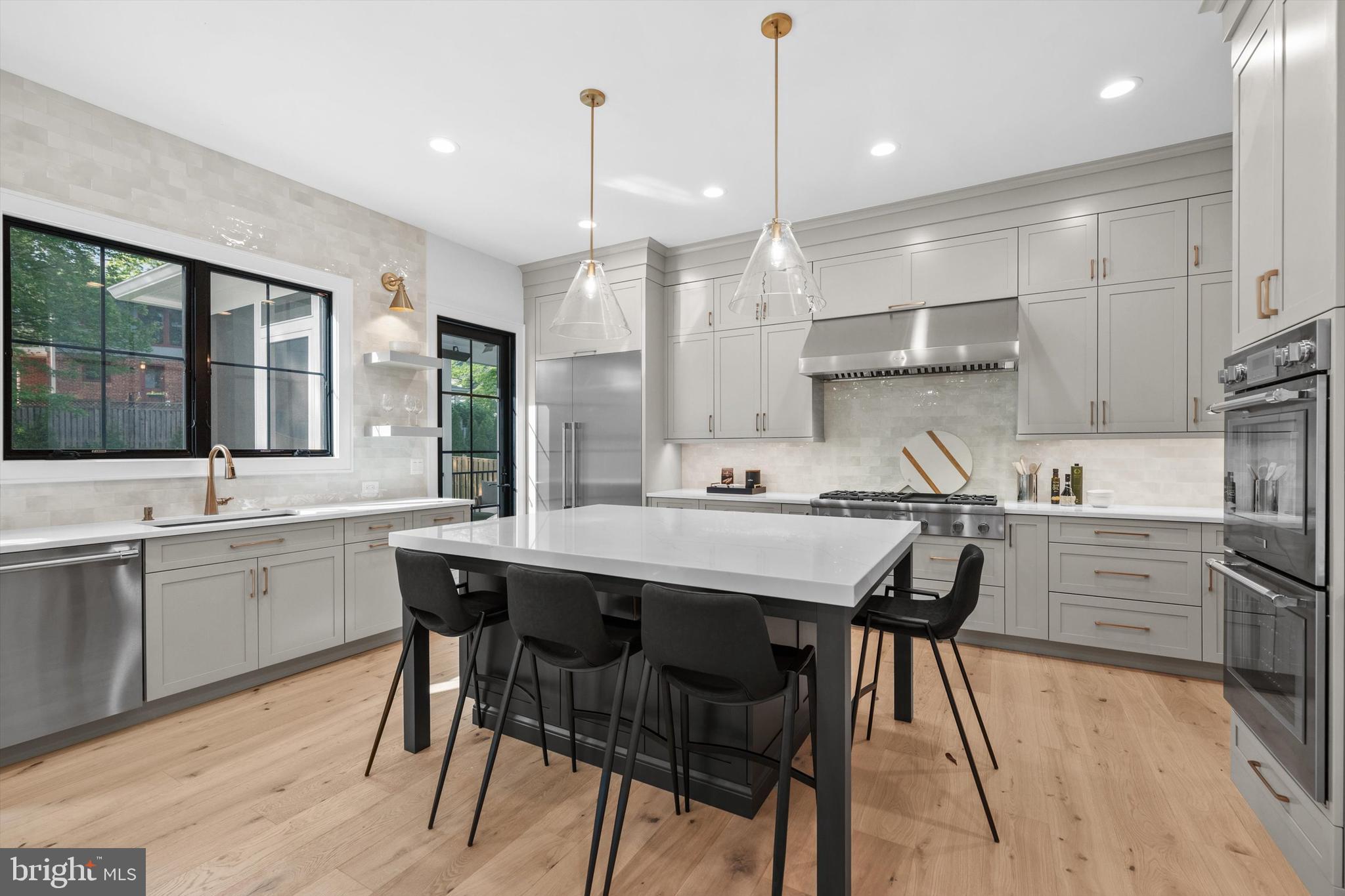 OAKWOOD - Residential