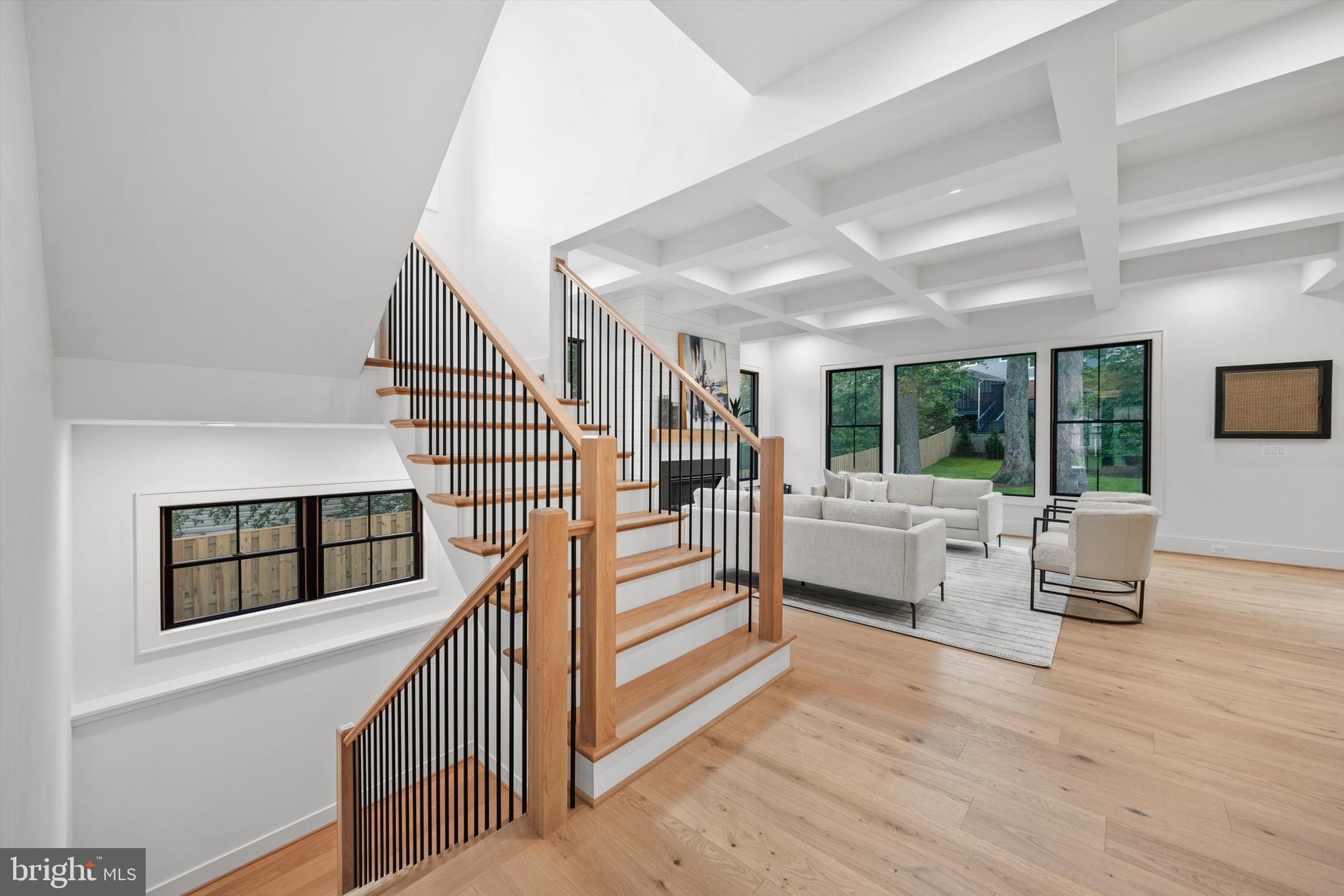 OAKWOOD - Residential