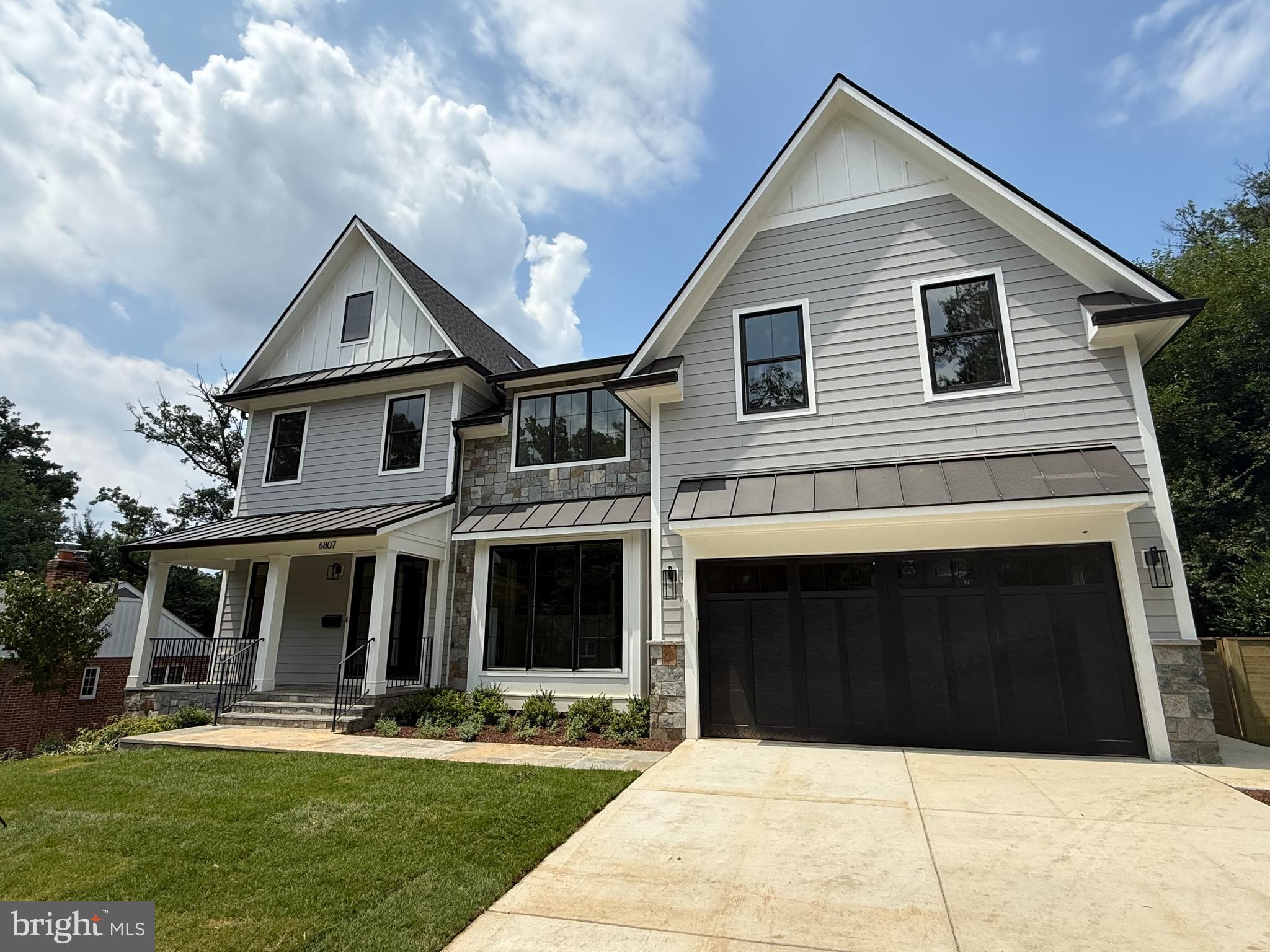 OAKWOOD - Residential