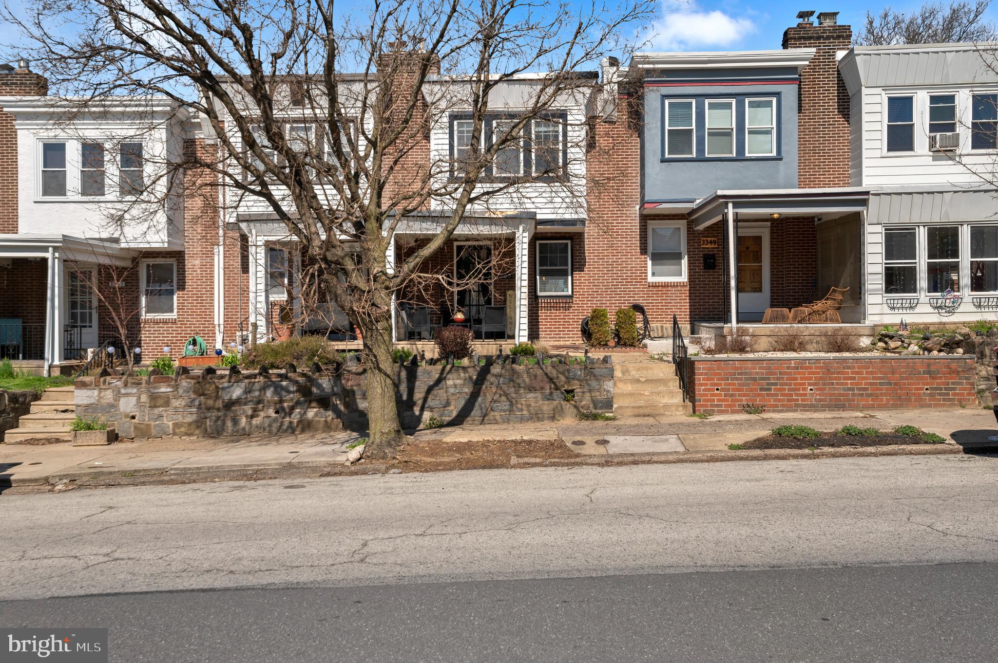 EAST FALLS - Residential Lease