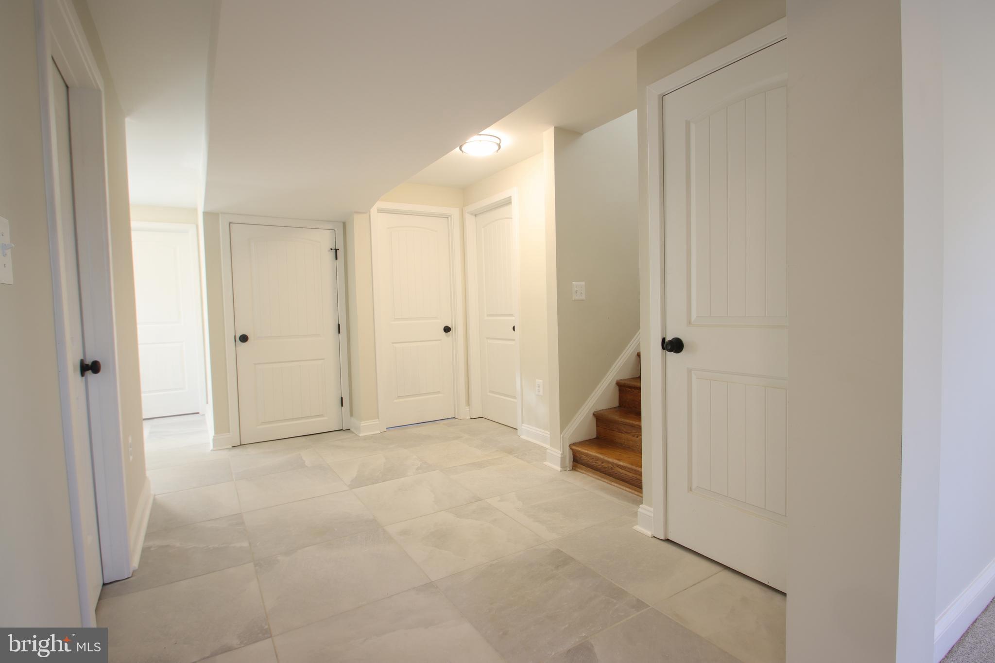 HUNTERS RIDGE - Residential