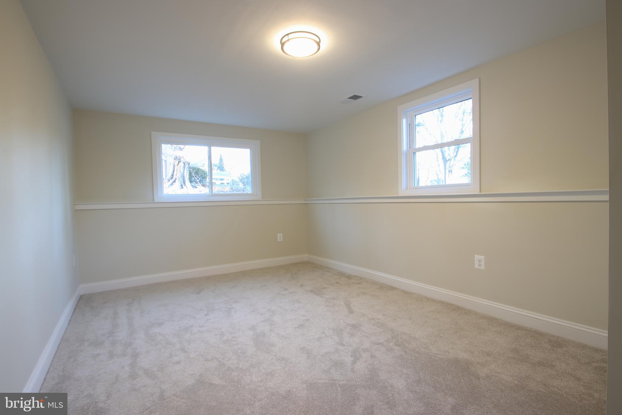 HUNTERS RIDGE - Residential