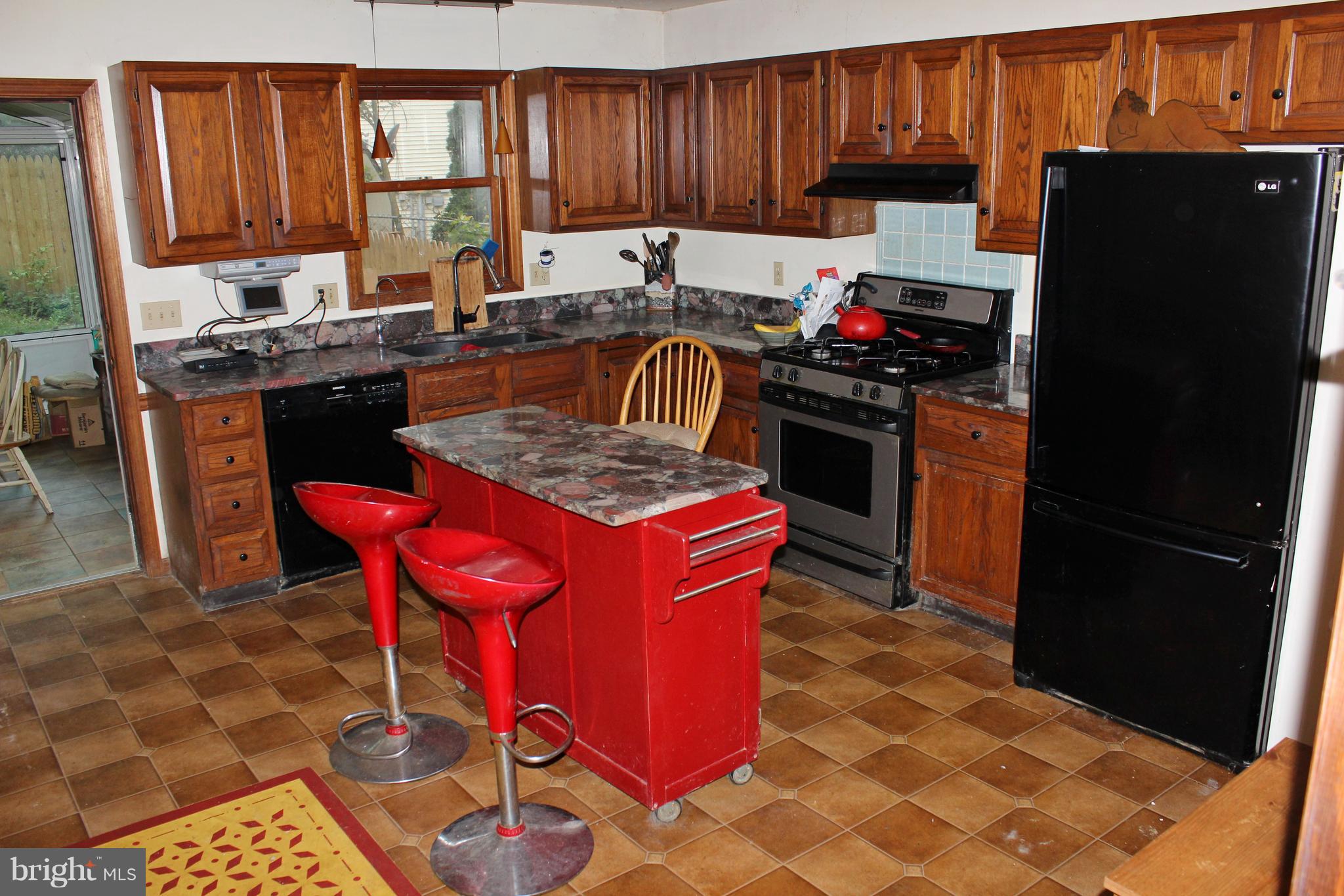 VILLAGE OF RIVERVIEW - Residential