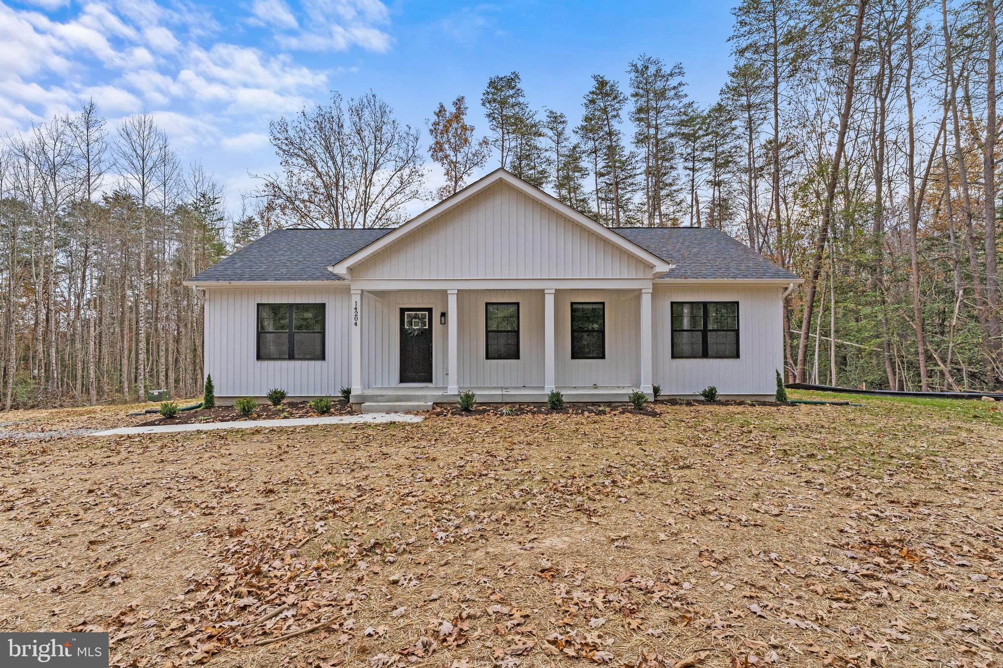 Completed new construction  ready for its first owner! Welcome to the Boxwood, located on a peaceful 6 acre lot! Simple, yet elegant, this modern reinterpretation of country-chic is the perfect home in which a young family can grow. The Boxwood’s open floor plan creates a bright and airy atmosphere. Each home is expertly fashioned with a luxury master bathroom, farmhouse sink, exposed natural beams,  and much more to give it a uniquely custom feel. Gorgeous 3 bedroom 2 full bath ranch home!  Granite countertops and stainless steel appliances in the kitchen. Tons of upgrade throughout the home- free standing tub, hardwood floors, custom look light fixtures, and gorgeous tiles! You don't want to miss this one!