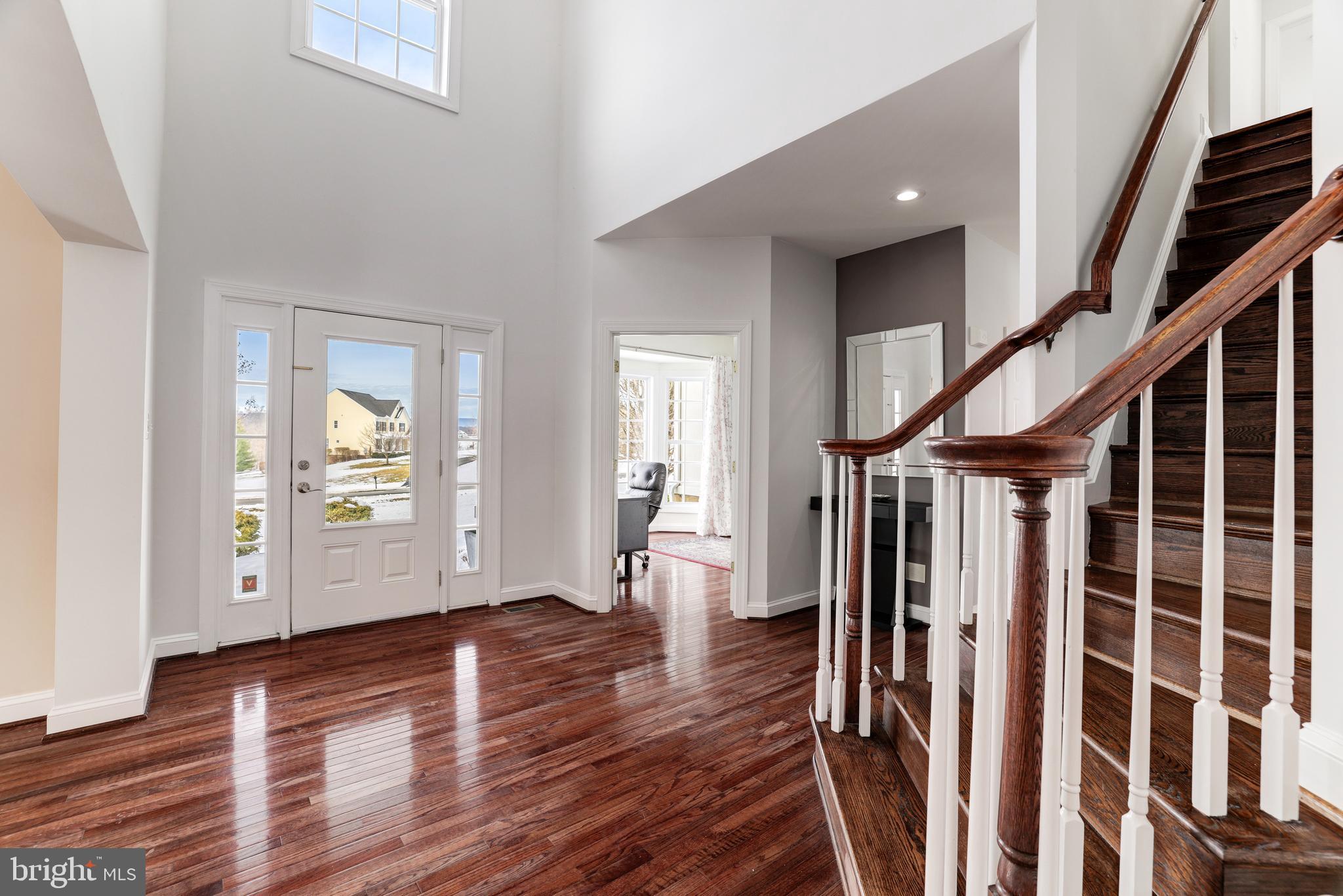 OAK KNOLL FARMS - Residential