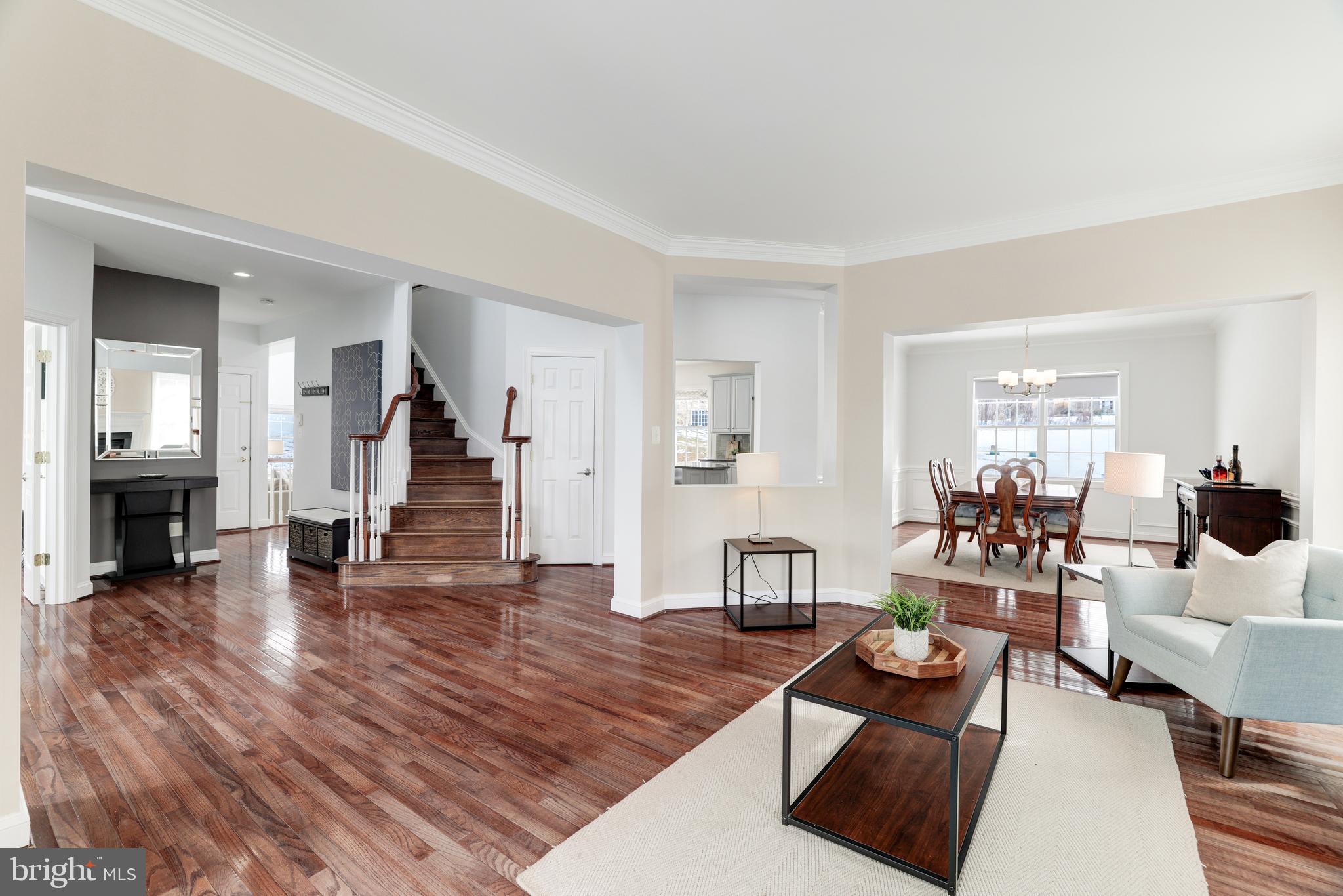 OAK KNOLL FARMS - Residential