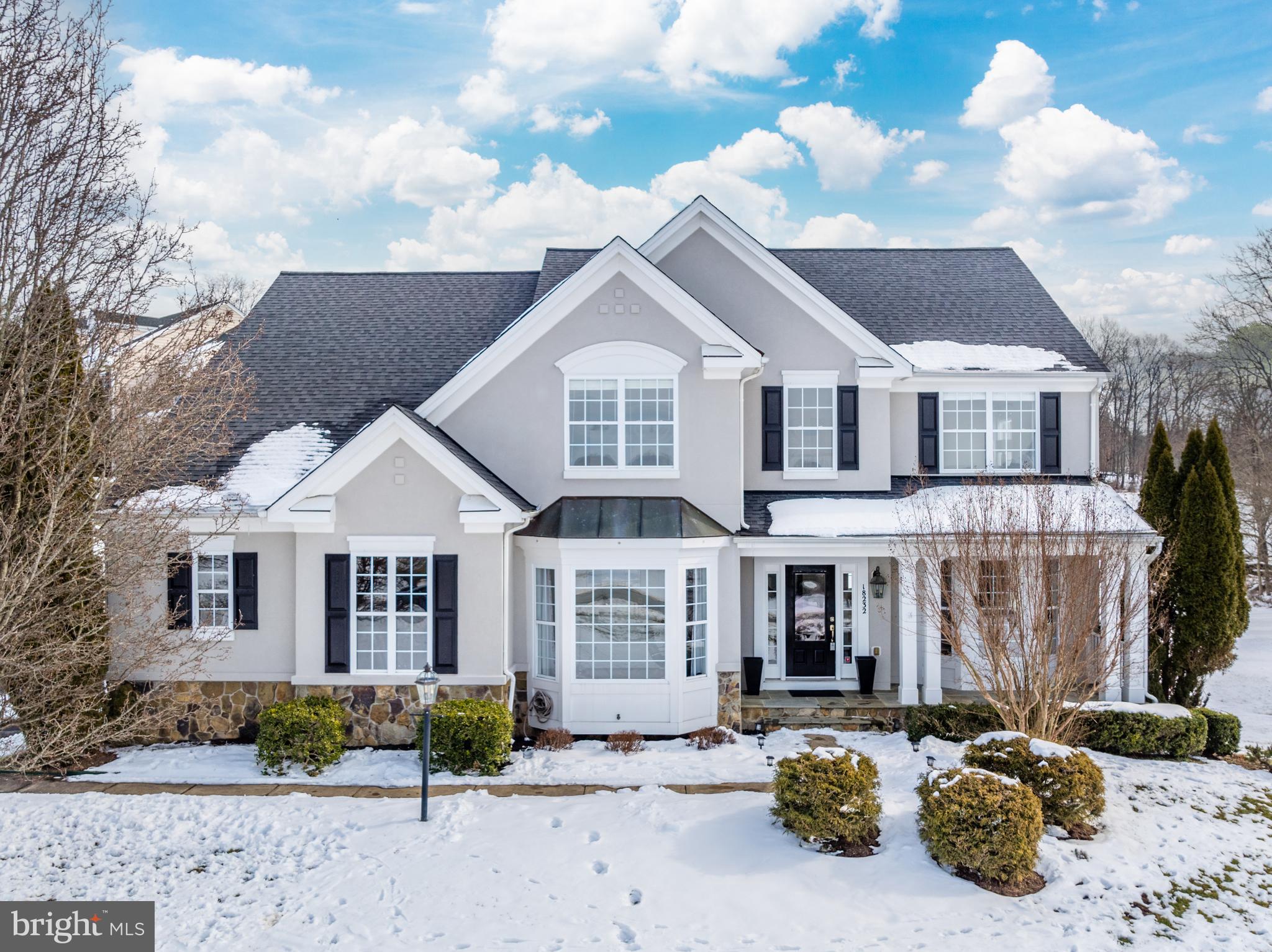 OAK KNOLL FARMS - Residential