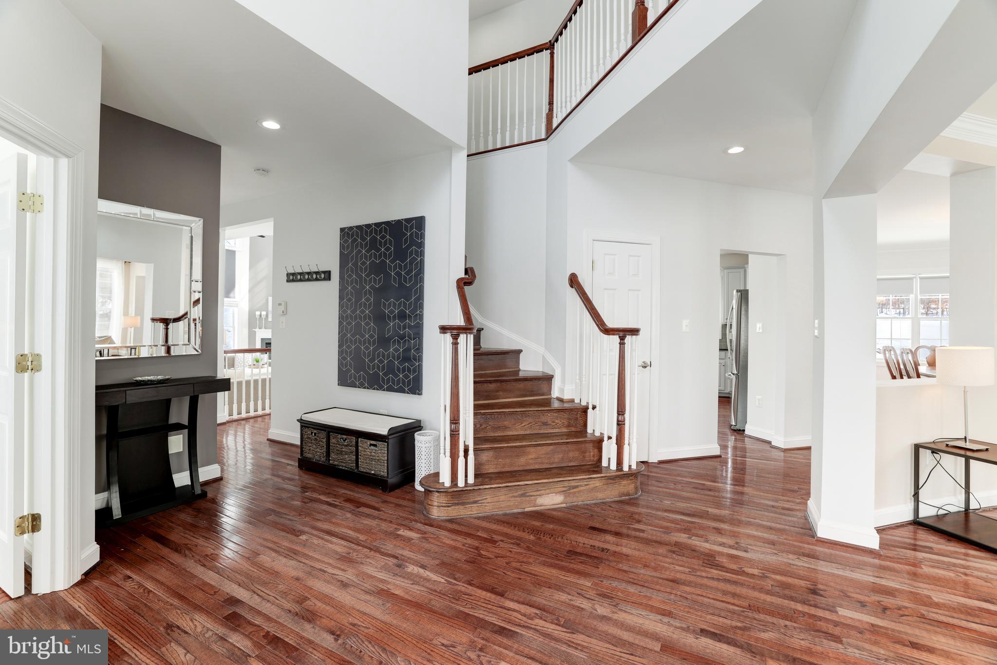 OAK KNOLL FARMS - Residential