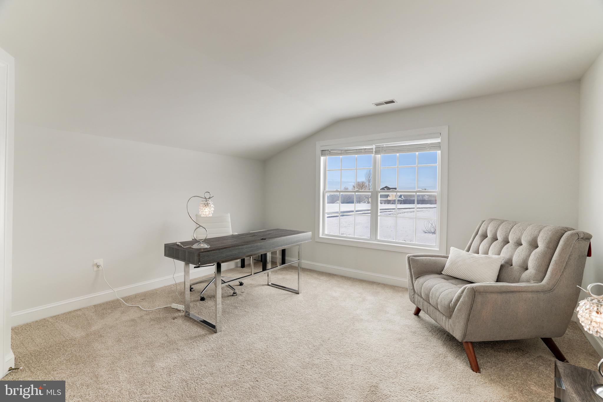 OAK KNOLL FARMS - Residential