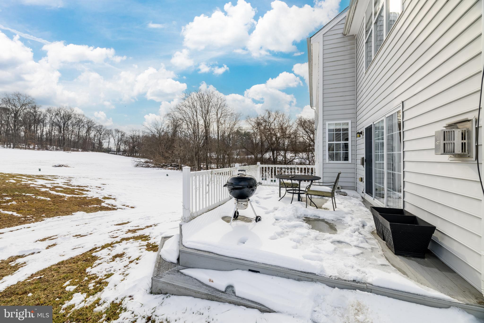 OAK KNOLL FARMS - Residential