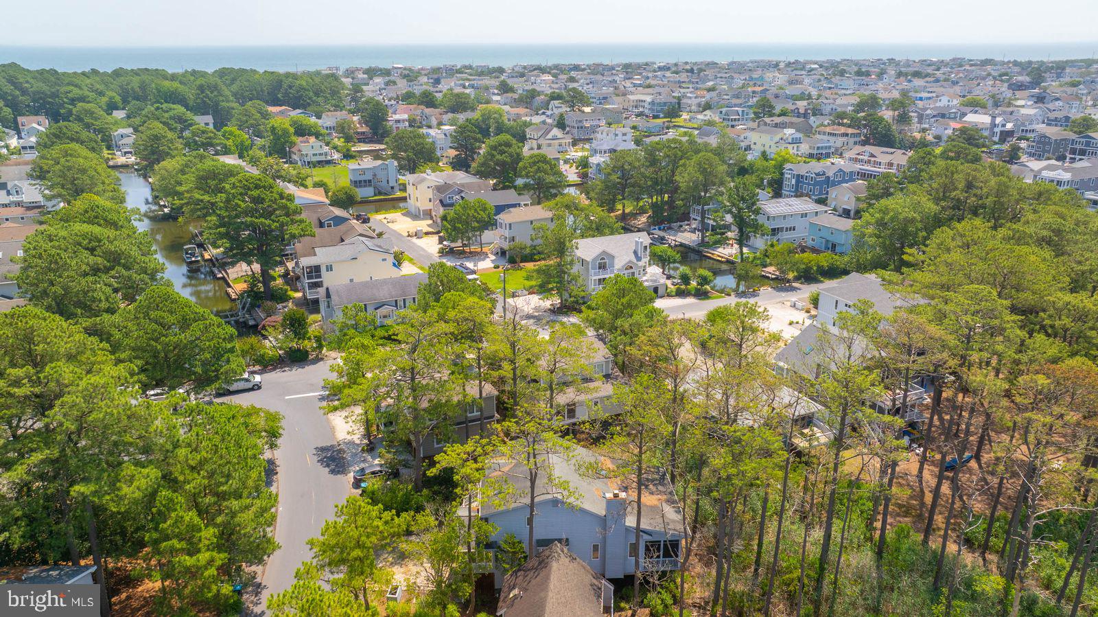 CAT HILL - Residential