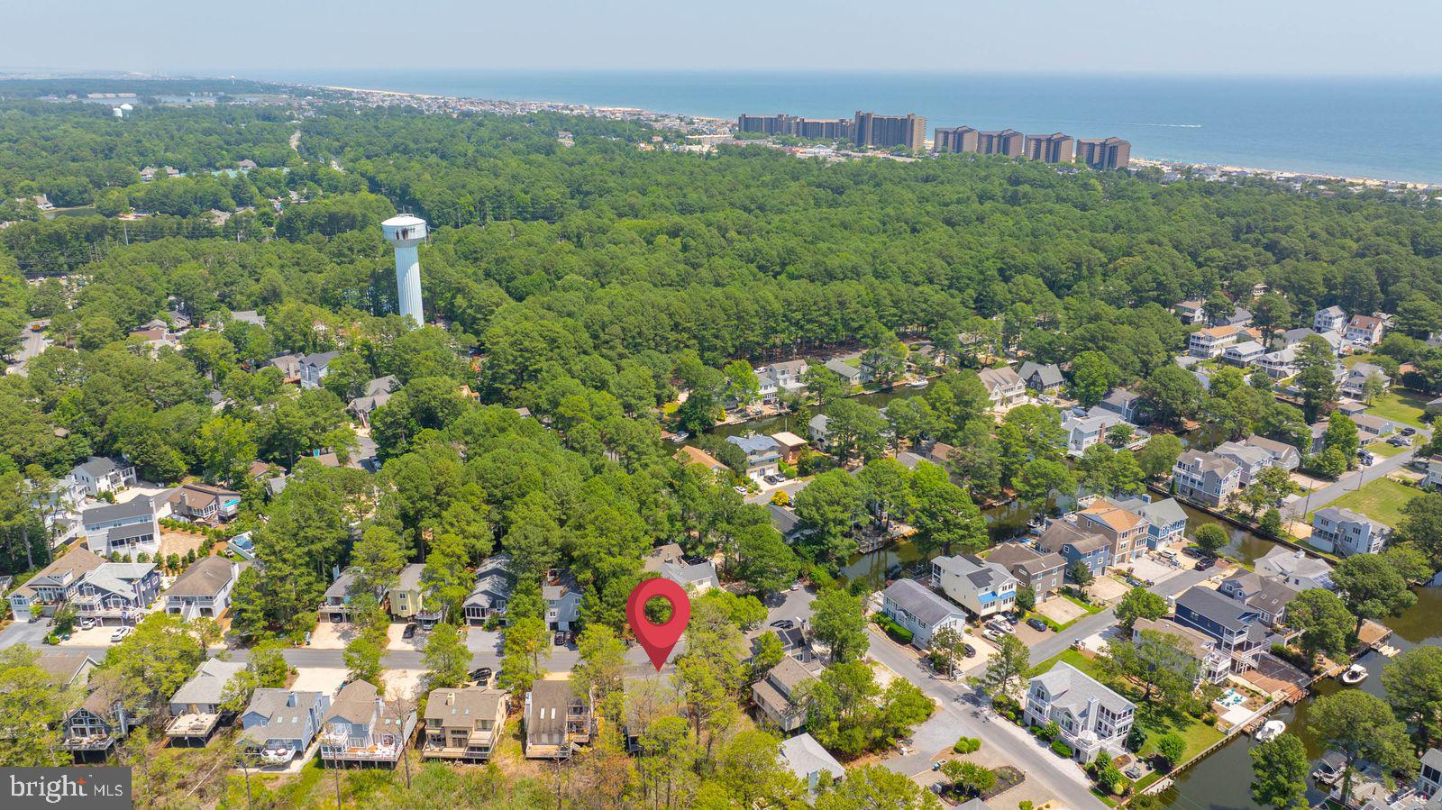CAT HILL - Residential