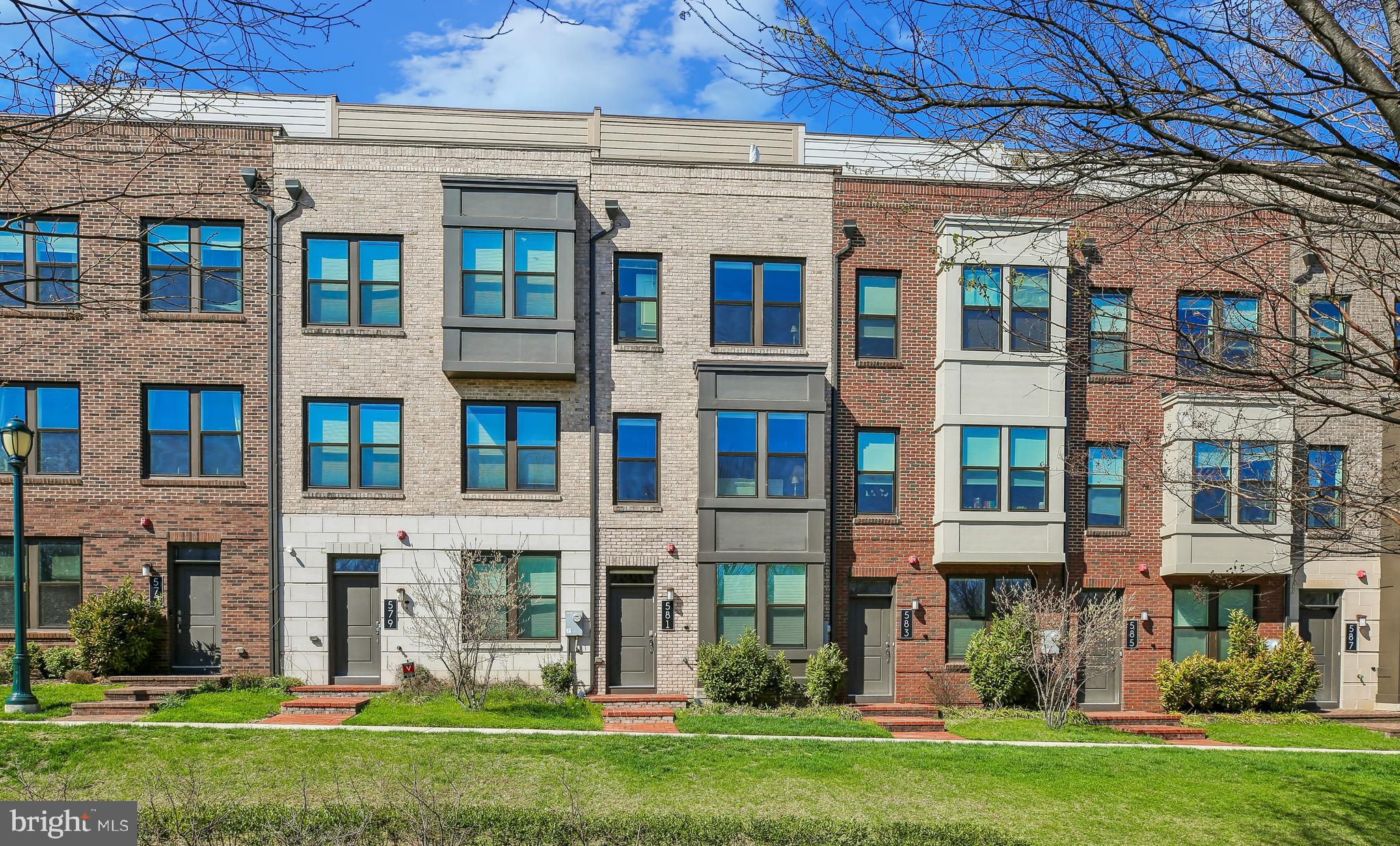 KING FARM IRVINGTON - Residential