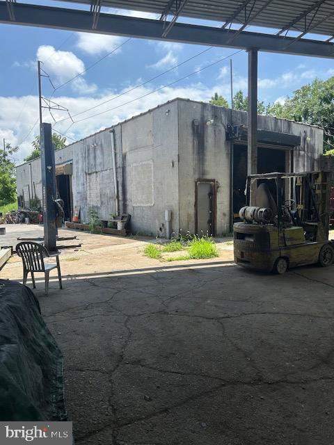 HUNTING PARK - Commercial Sale