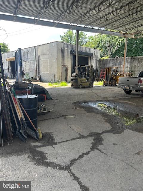 HUNTING PARK - Commercial Sale