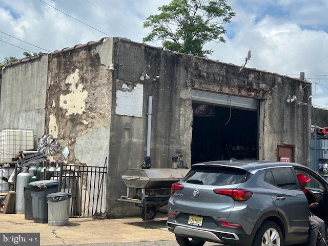 HUNTING PARK - Commercial Sale