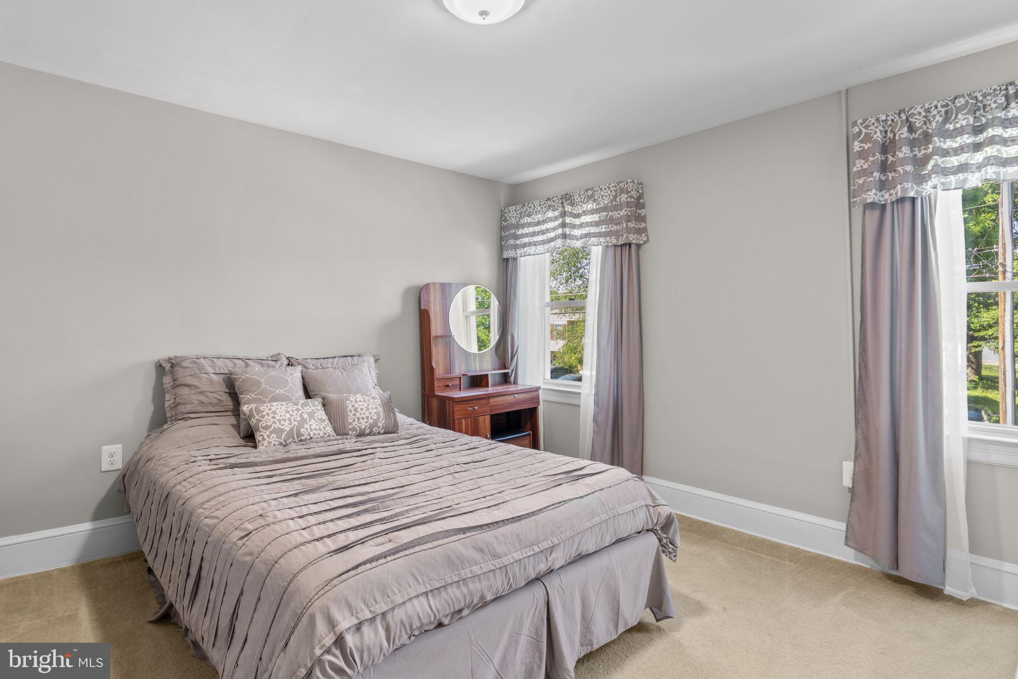 ROSEMONT - Residential