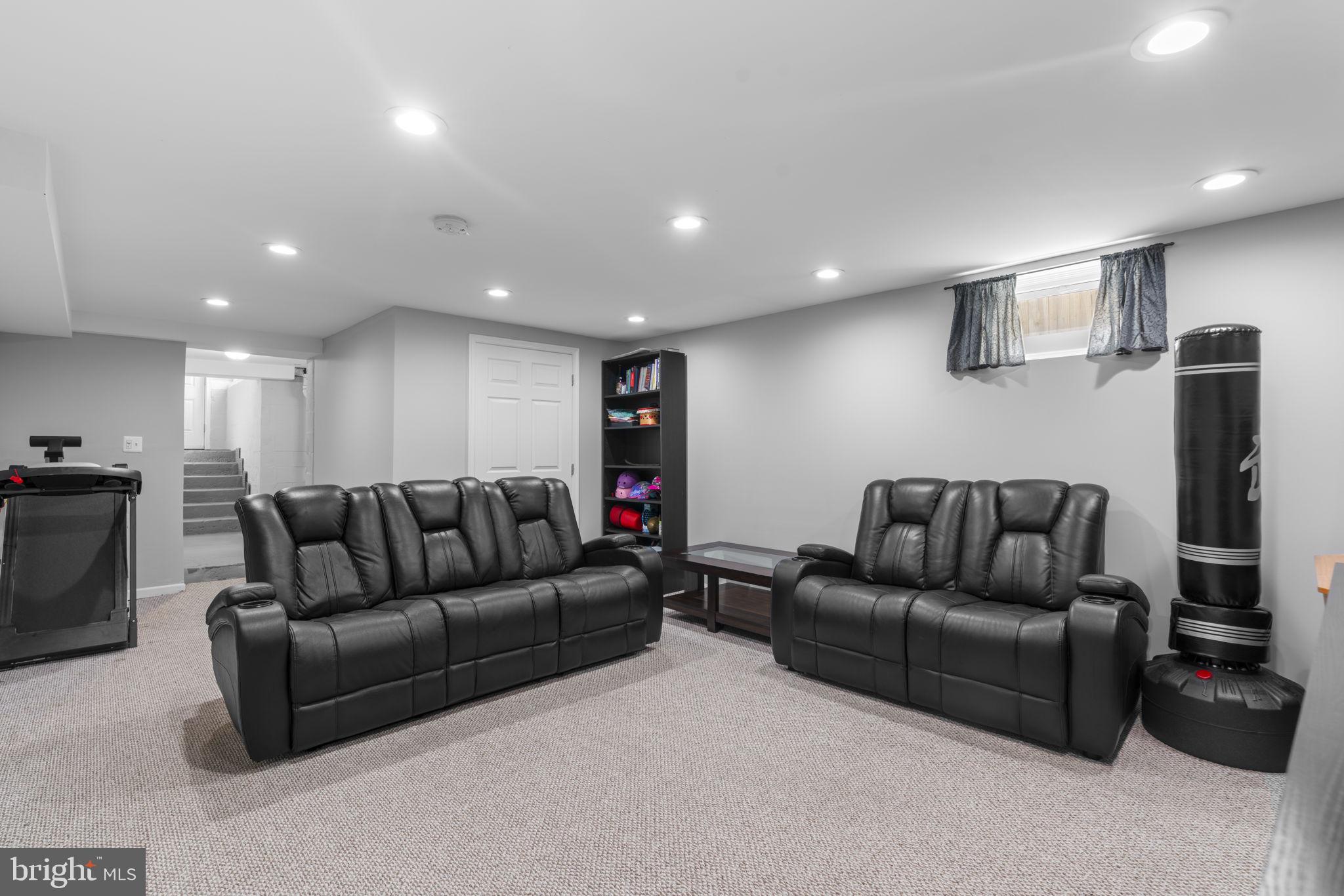 ROSEMONT - Residential