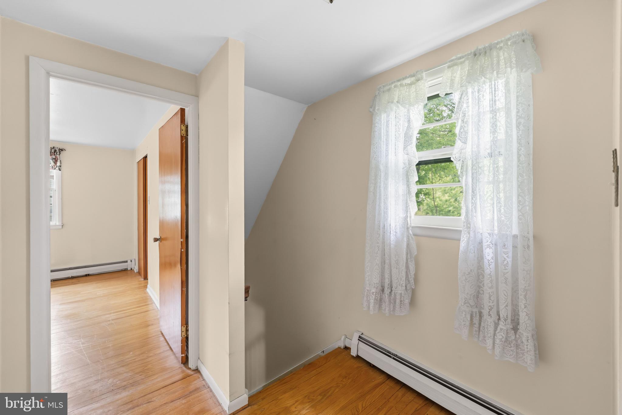 FEASTERVILLE - Residential