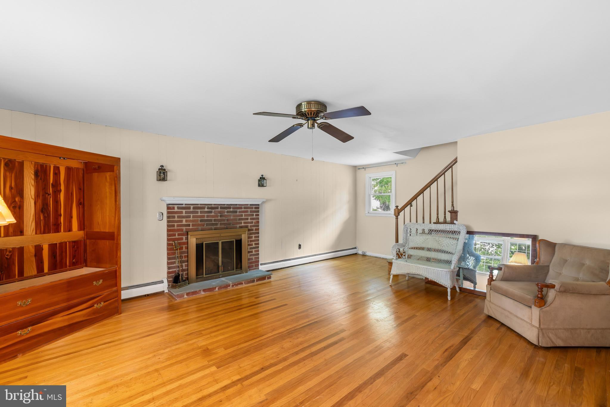 FEASTERVILLE - Residential