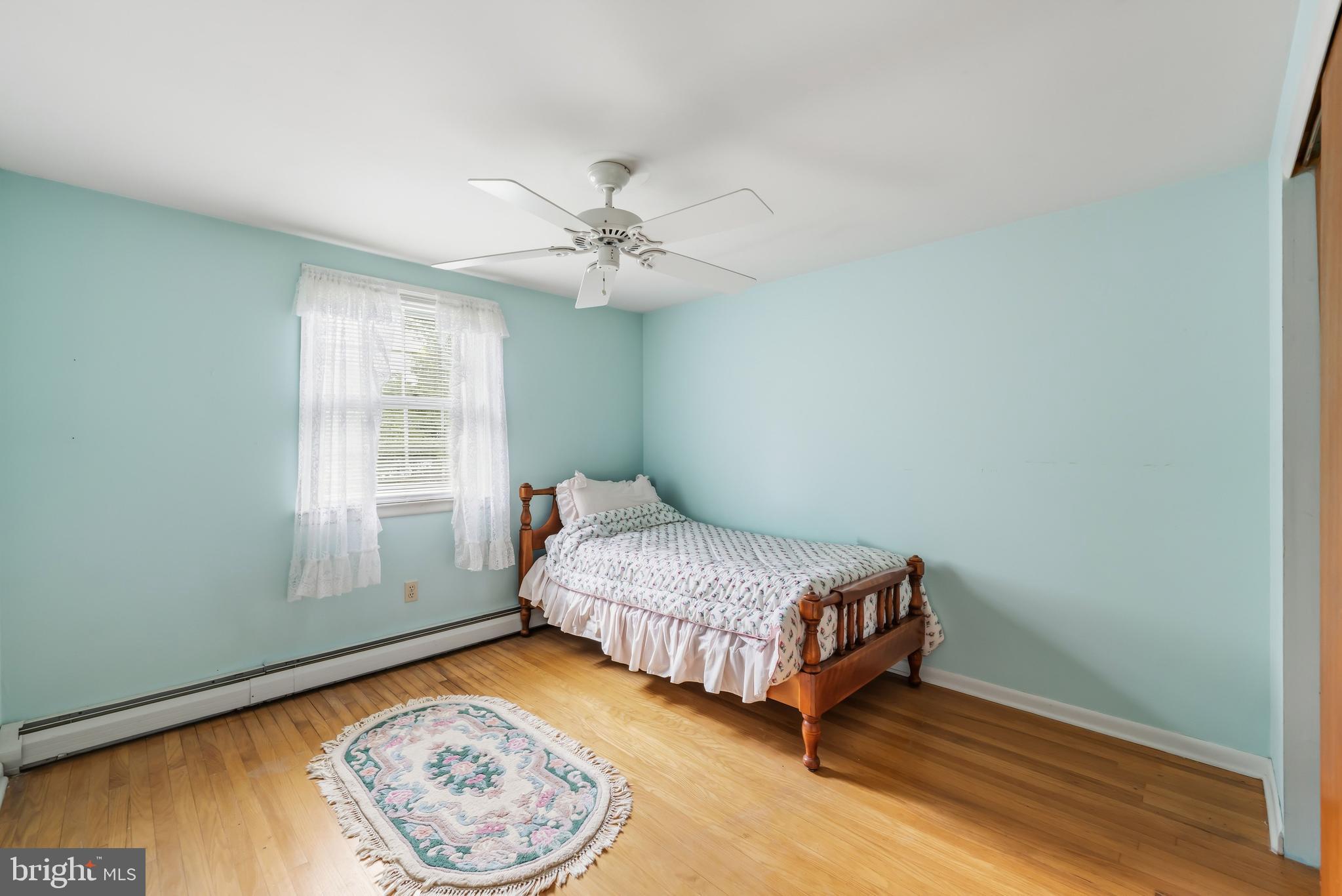 FEASTERVILLE - Residential